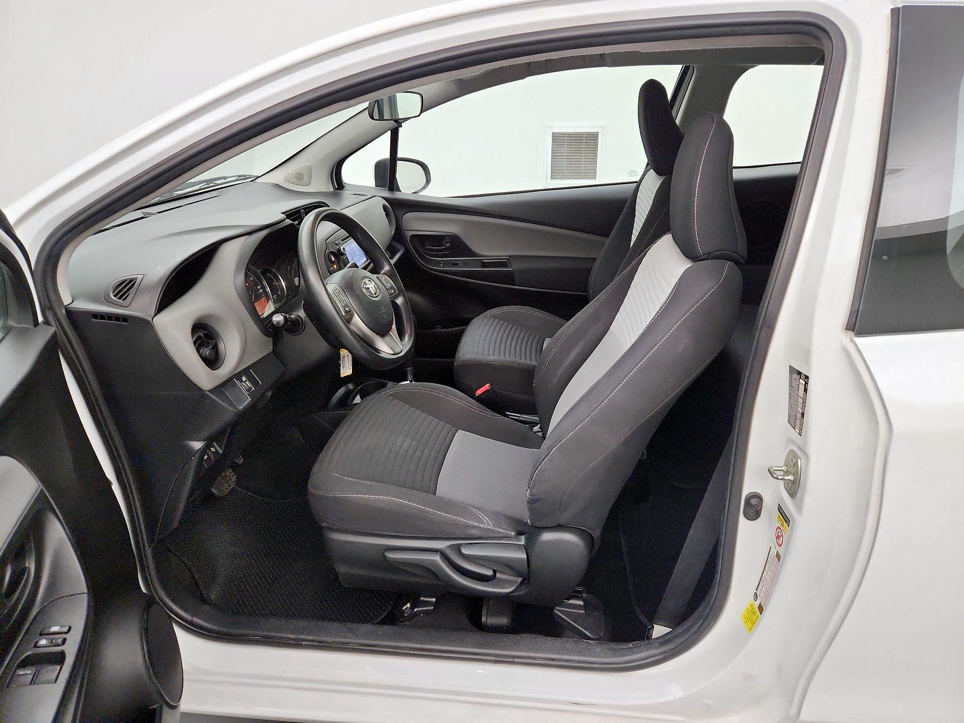 Thumbnail: 2018 Toyota Yaris - 11