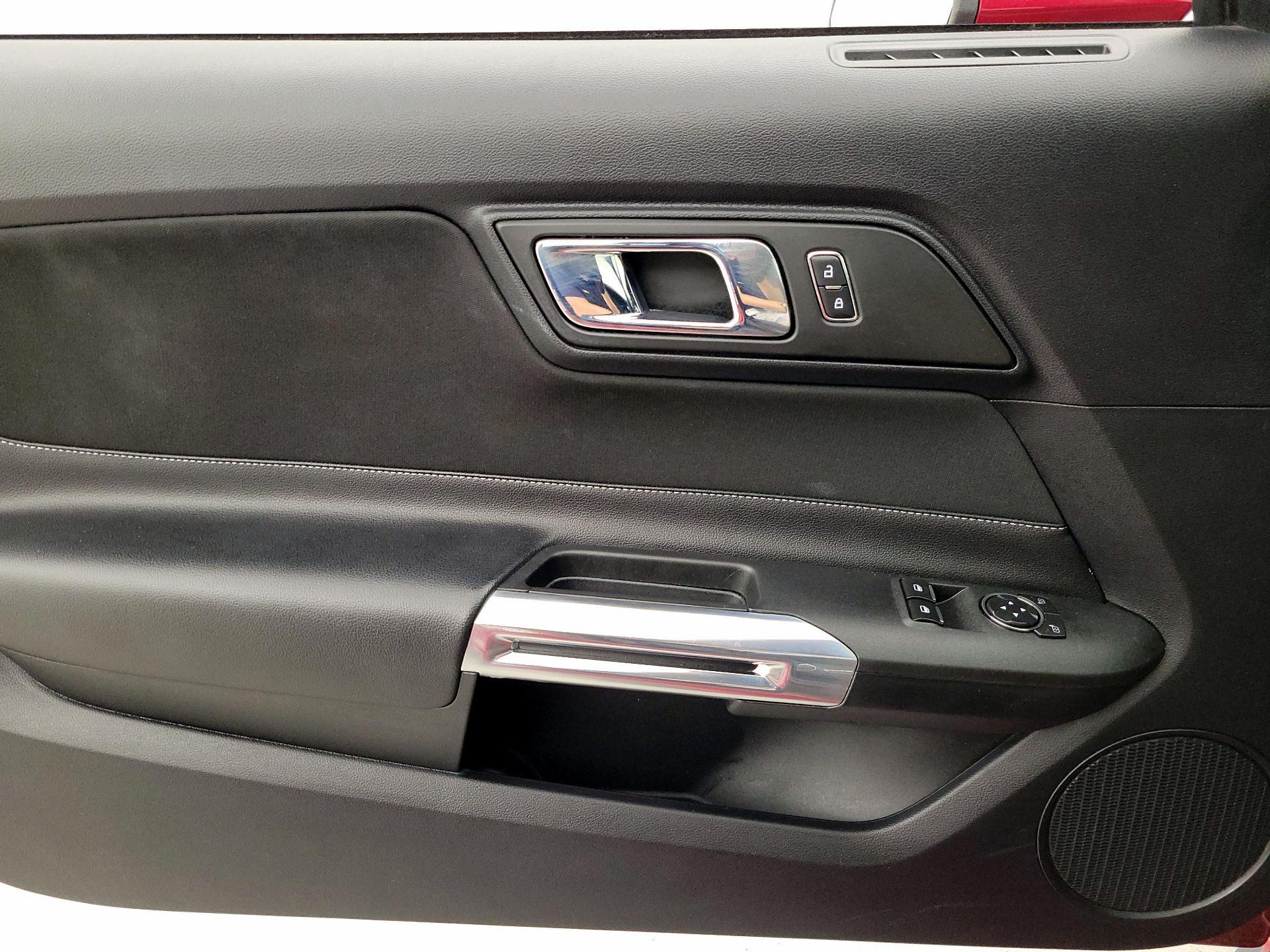 Thumbnail: 2015 Ford Mustang - 12