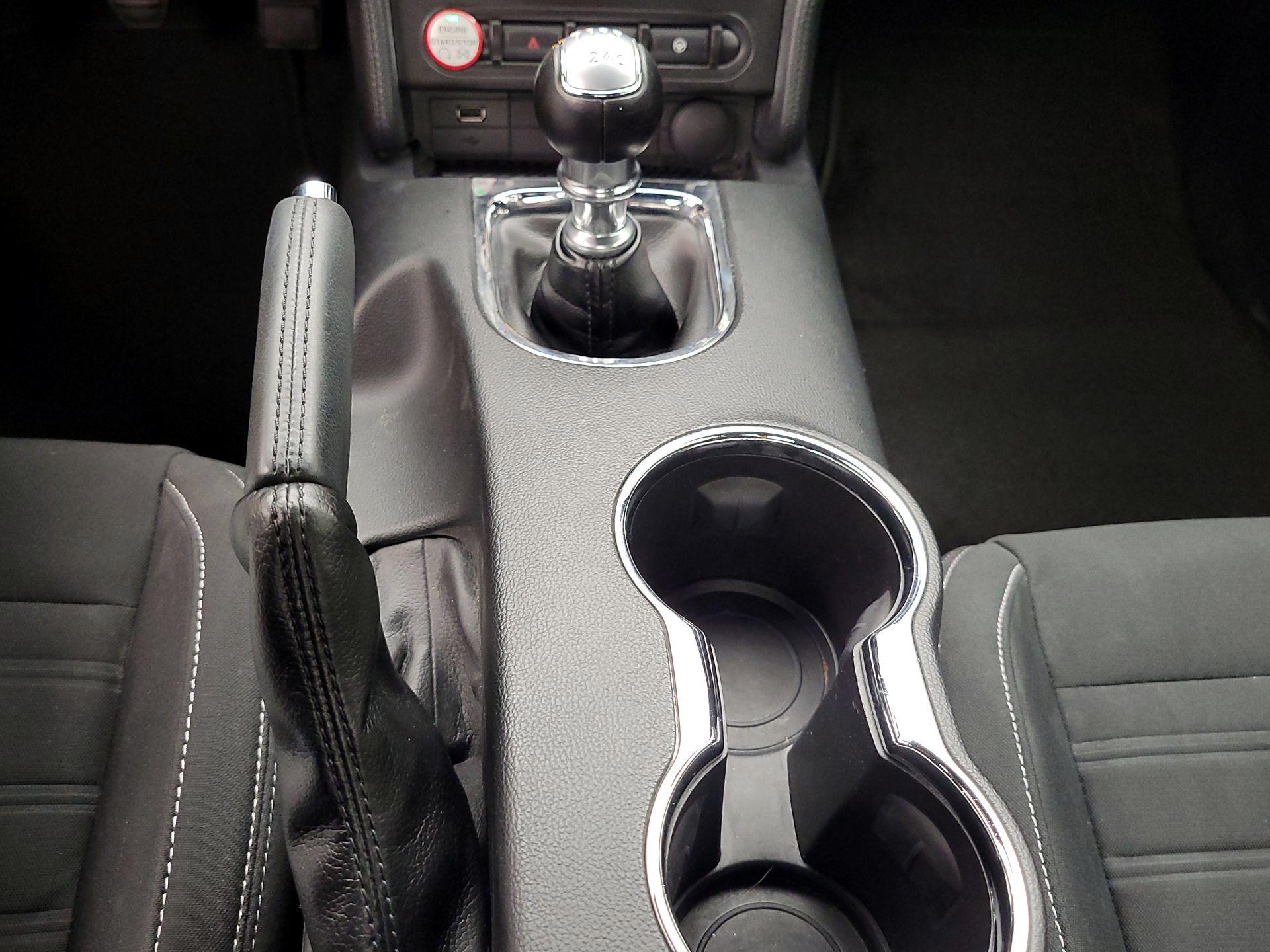 Thumbnail: 2015 Ford Mustang - 17