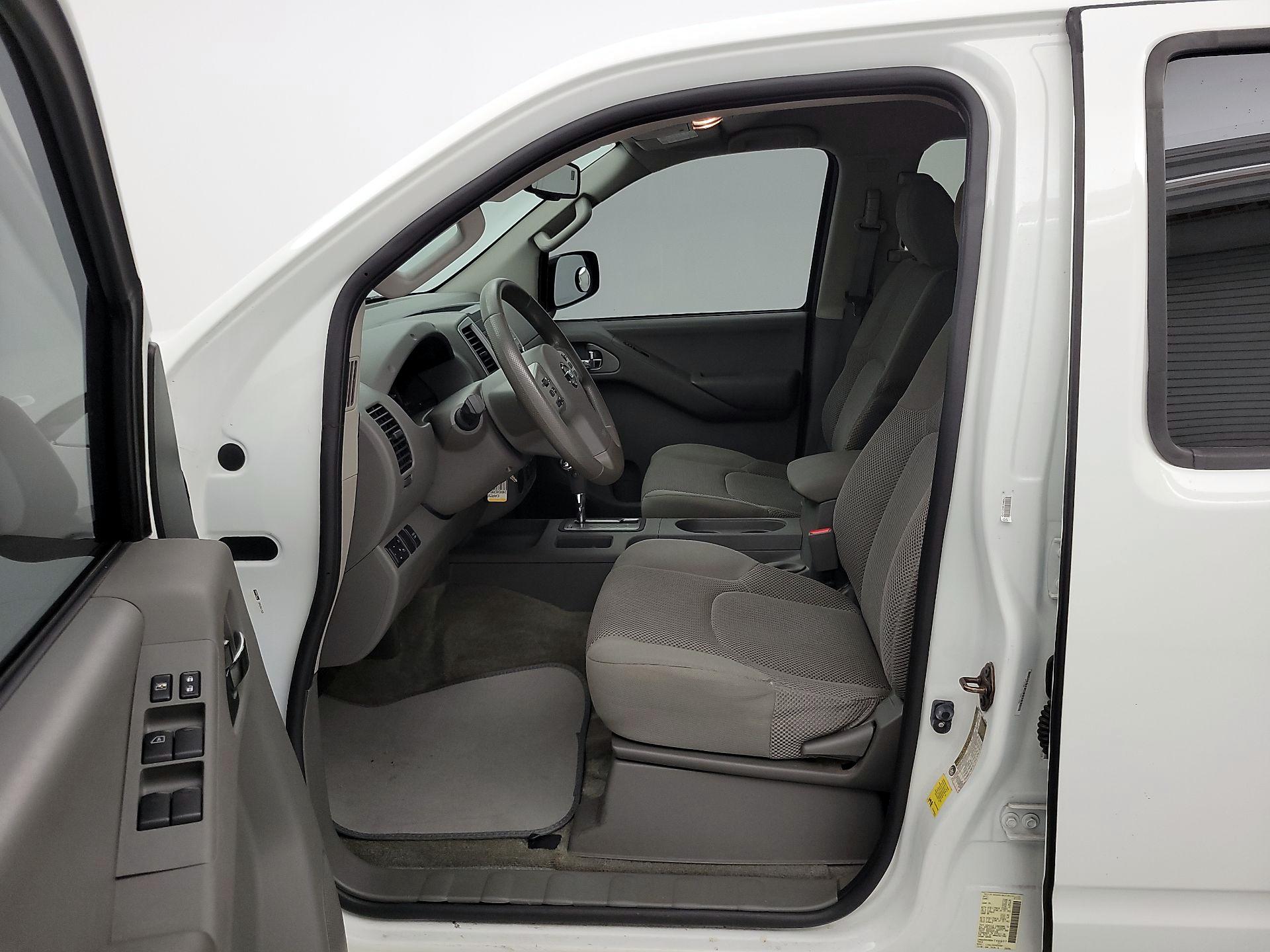Thumbnail: 2013 Nissan Frontier - 11