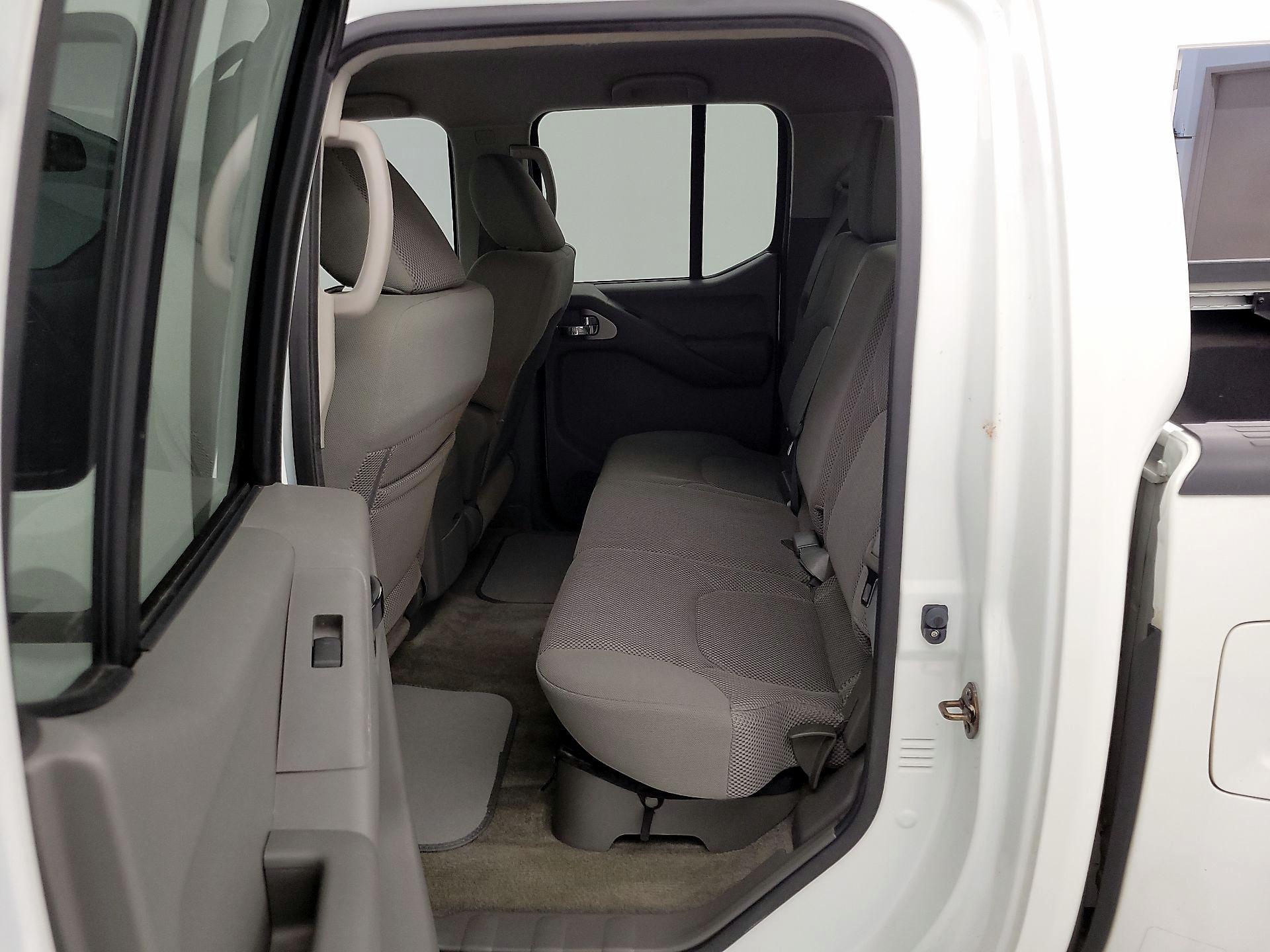 Thumbnail: 2013 Nissan Frontier - 19
