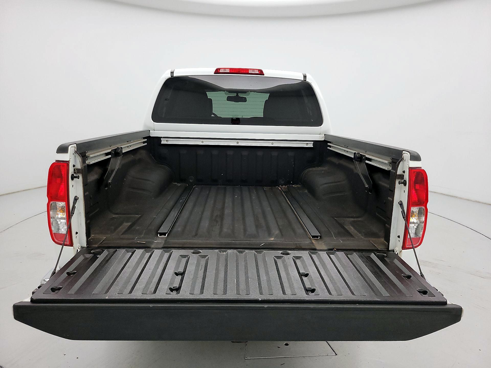 Thumbnail: 2013 Nissan Frontier - 20