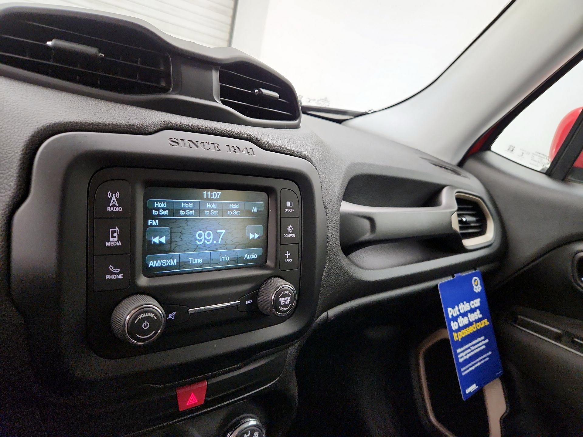 Thumbnail: 2016 Jeep Renegade - 15