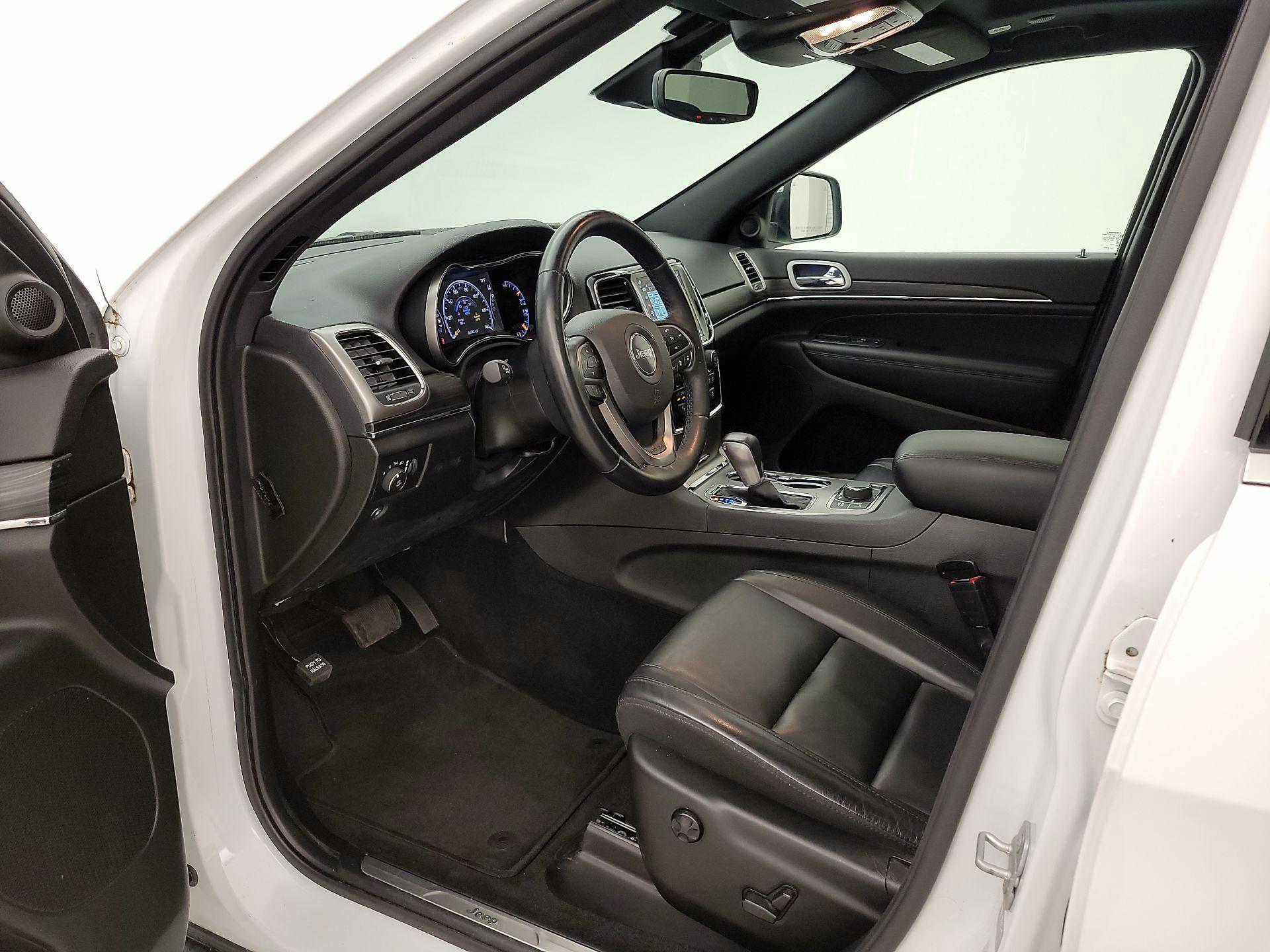 Thumbnail: 2022 Jeep Grand Cherokee - 11