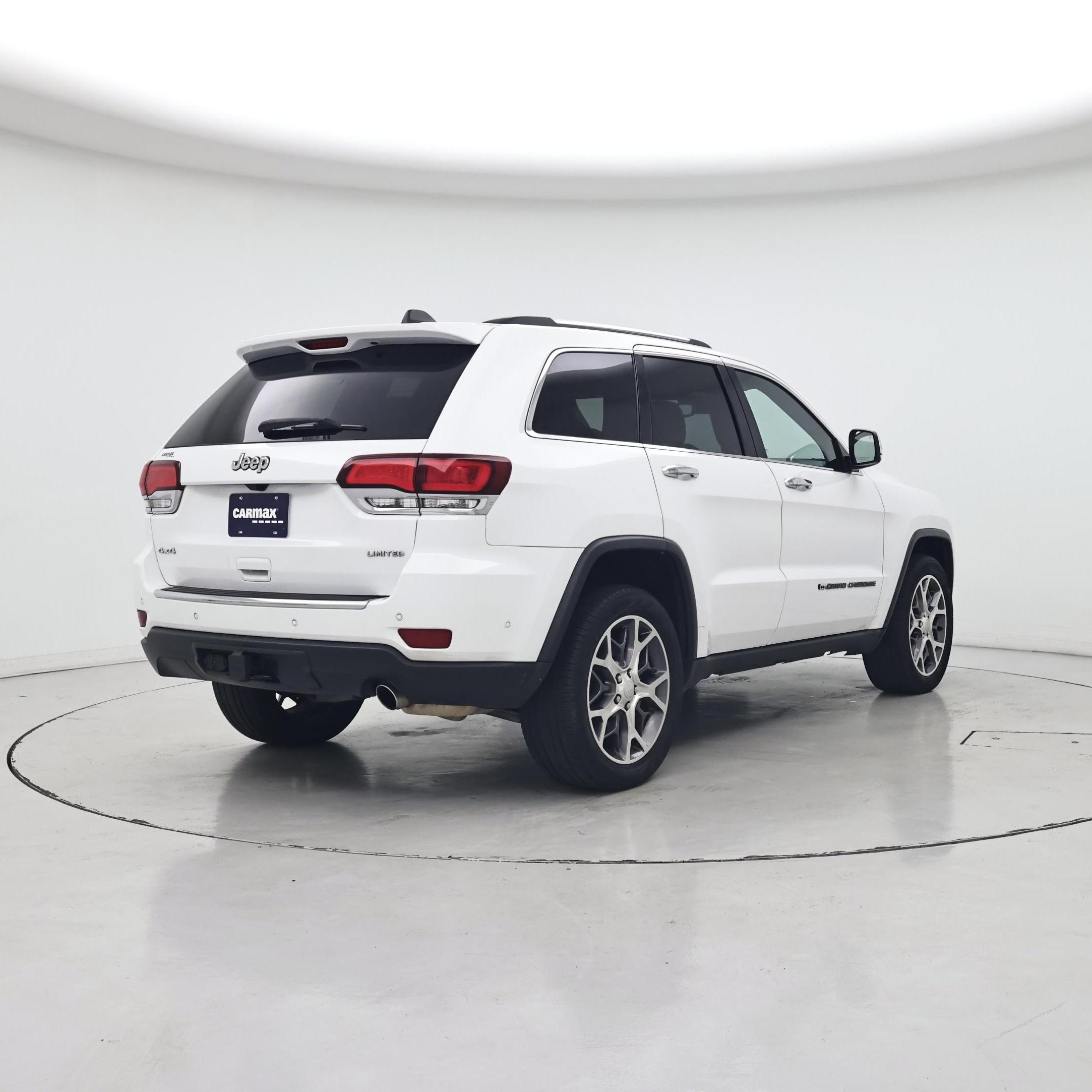 Thumbnail: 2022 Jeep Grand Cherokee - 8