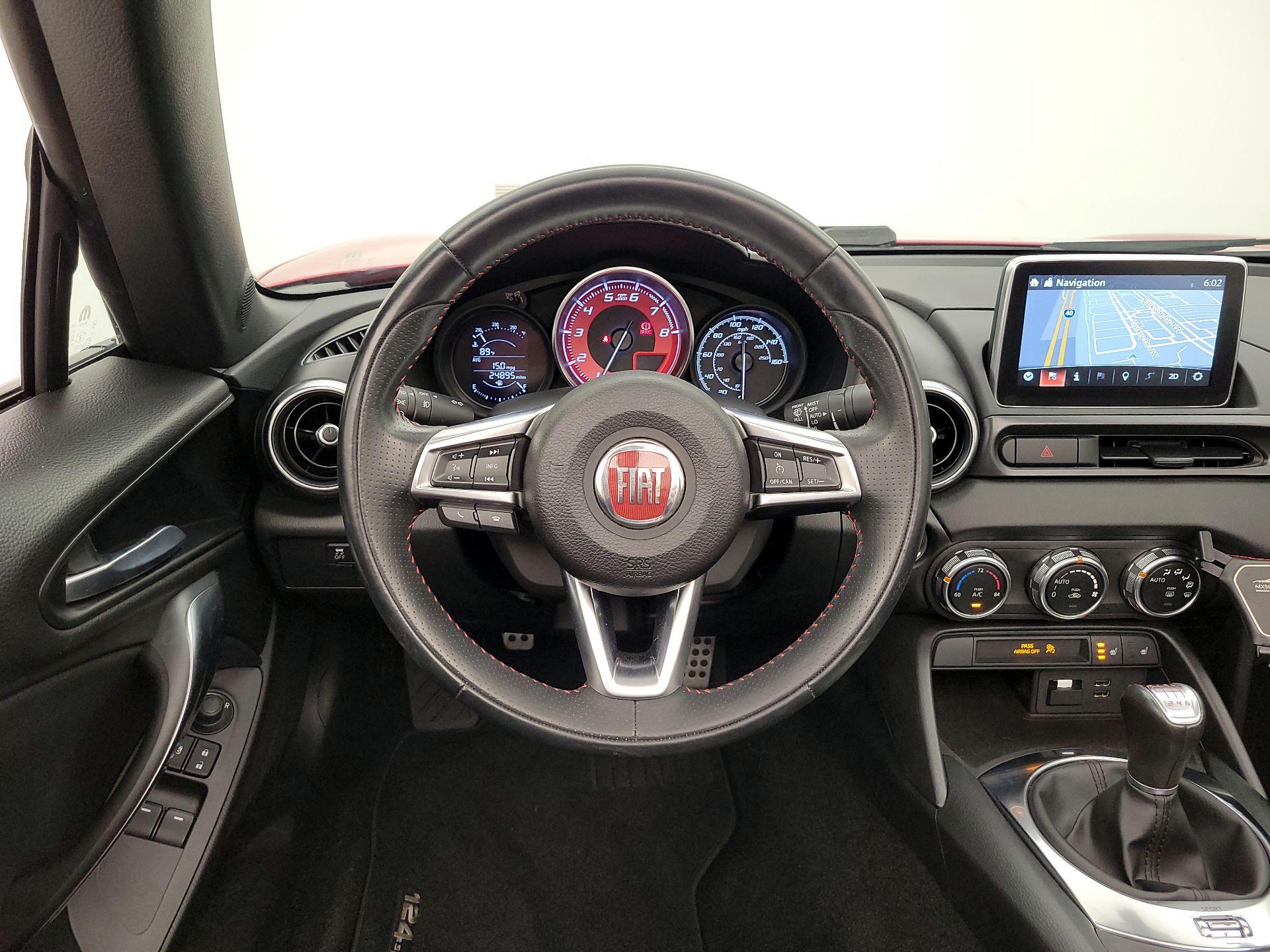 Thumbnail: 2018 Fiat 124 Spider - 10