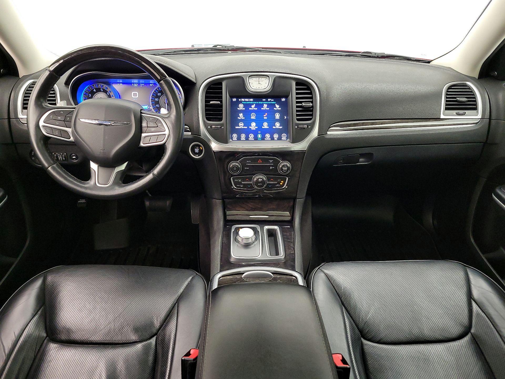 Thumbnail: 2017 Chrysler 300 - 9
