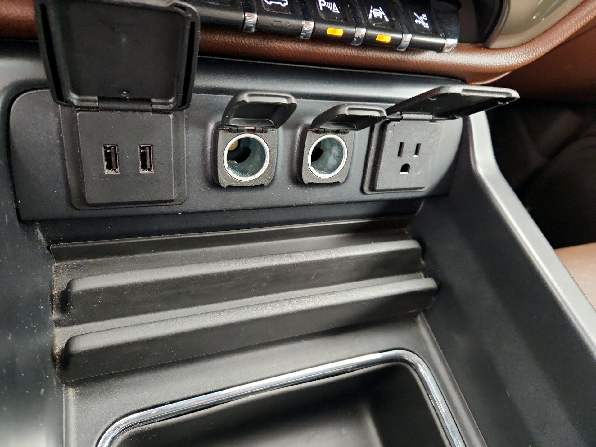Thumbnail: 2017 Chevrolet Silverado 1500 - 18