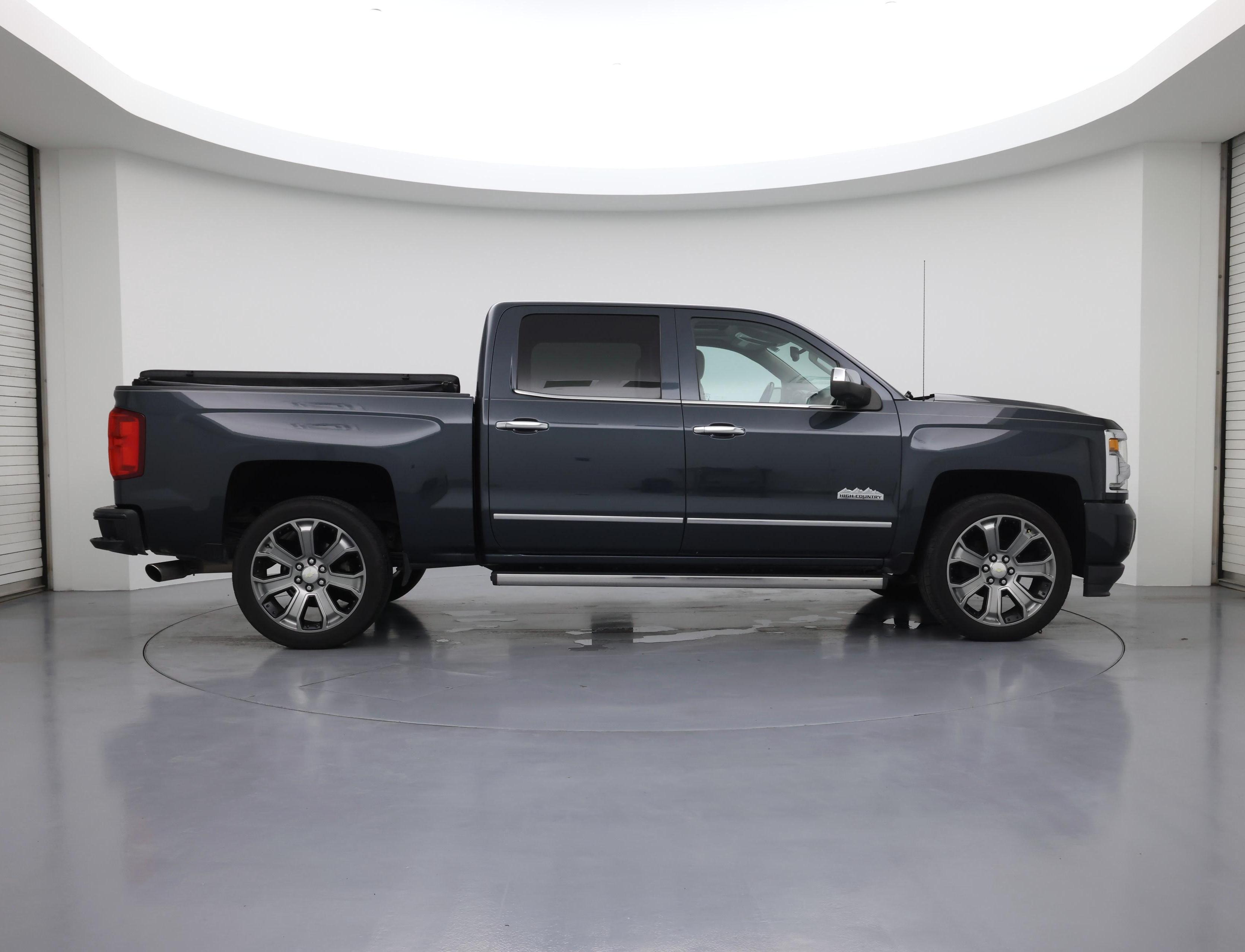 Thumbnail: 2017 Chevrolet Silverado 1500 - 7