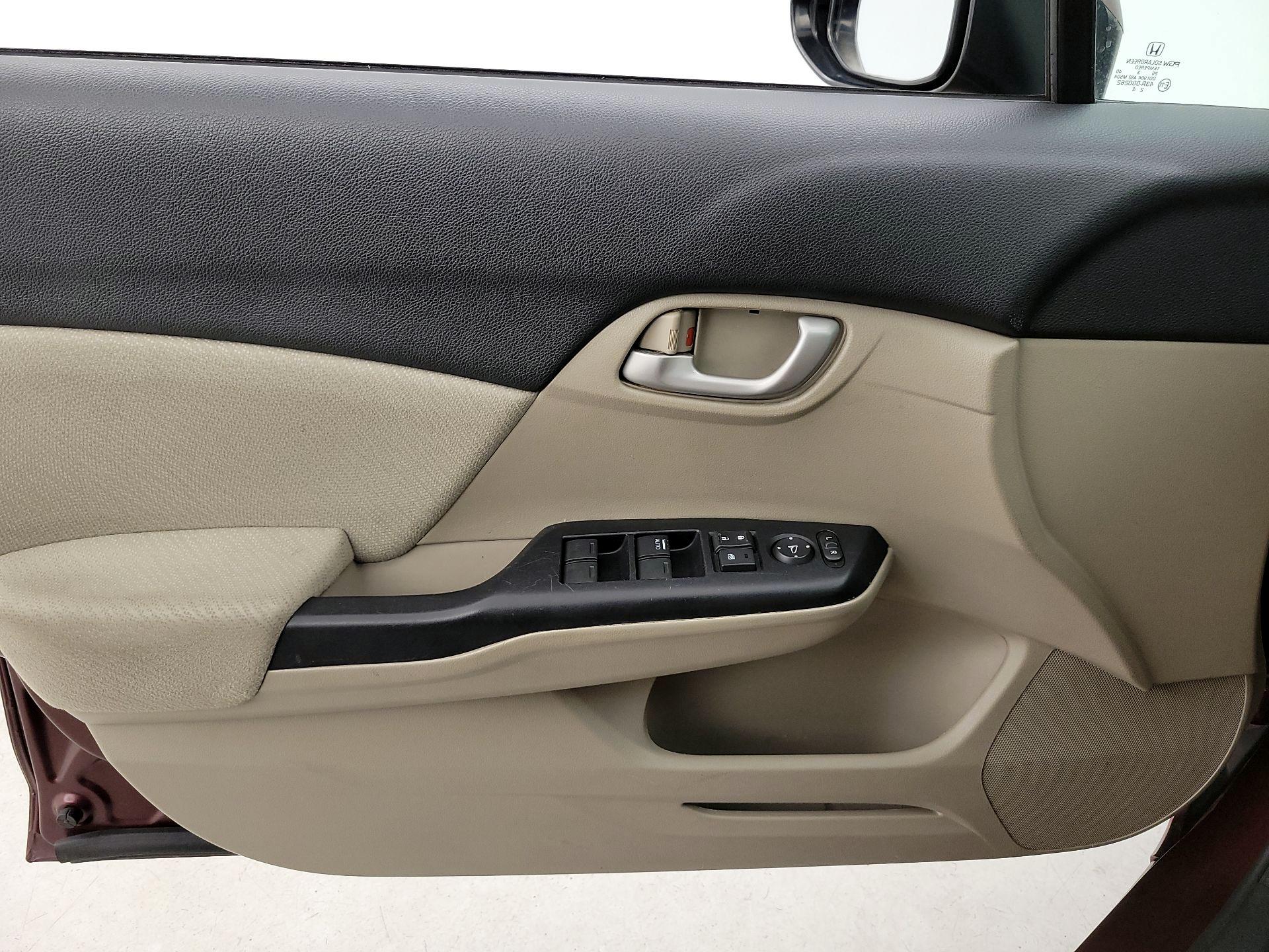 Thumbnail: 2013 Honda Civic - 12