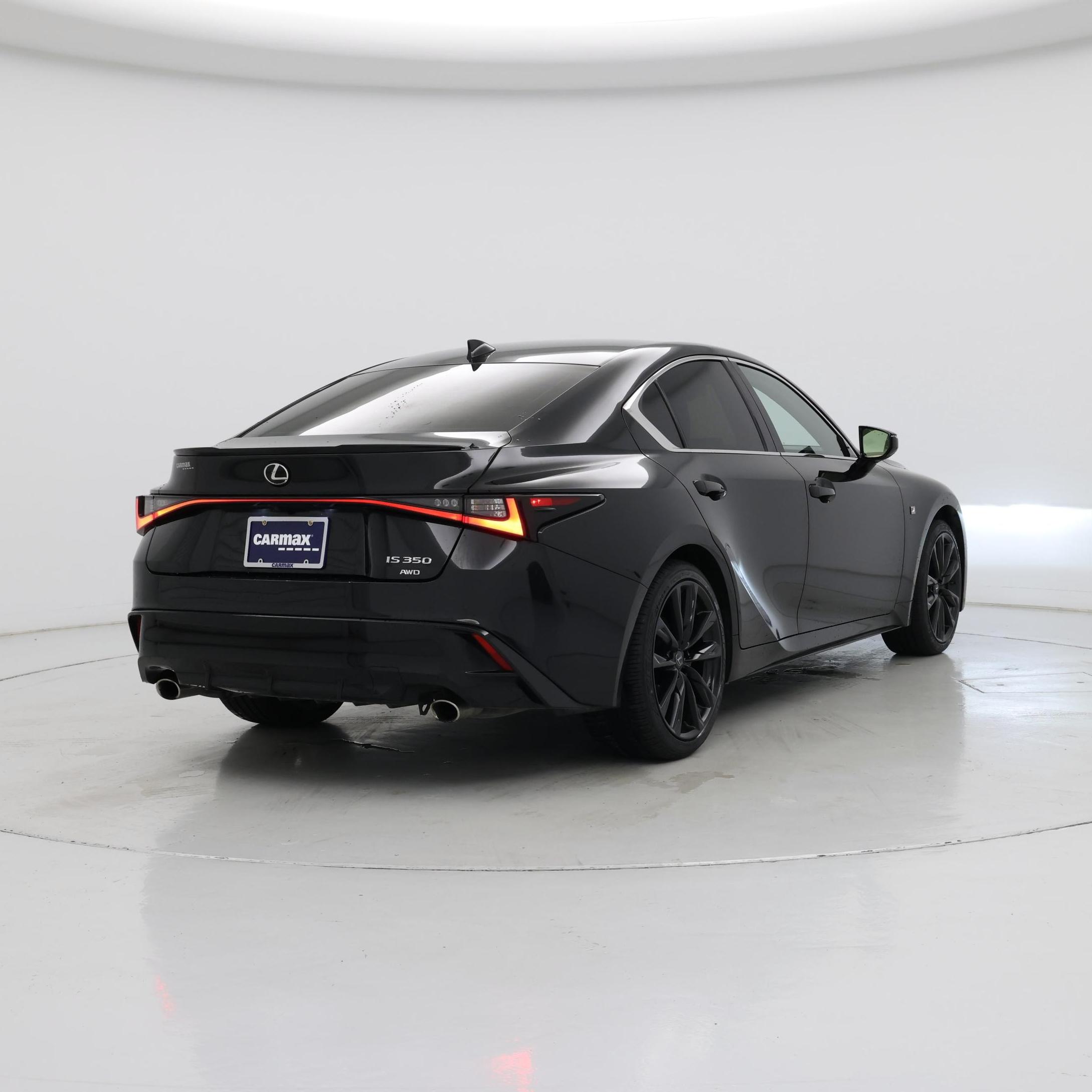 Thumbnail: 2022 Lexus IS - 8