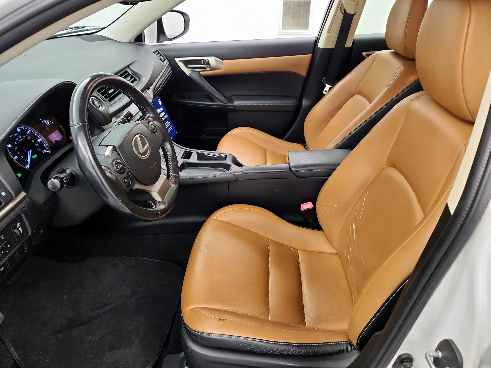Thumbnail: 2015 Lexus CT - 11