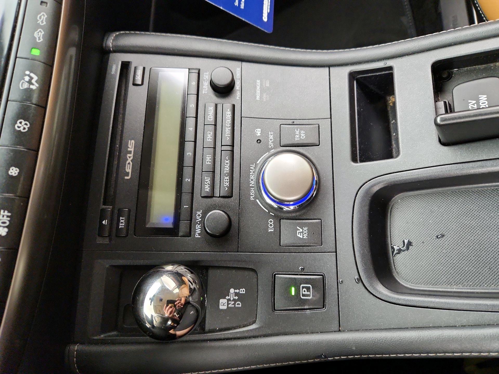 Thumbnail: 2015 Lexus CT - 17