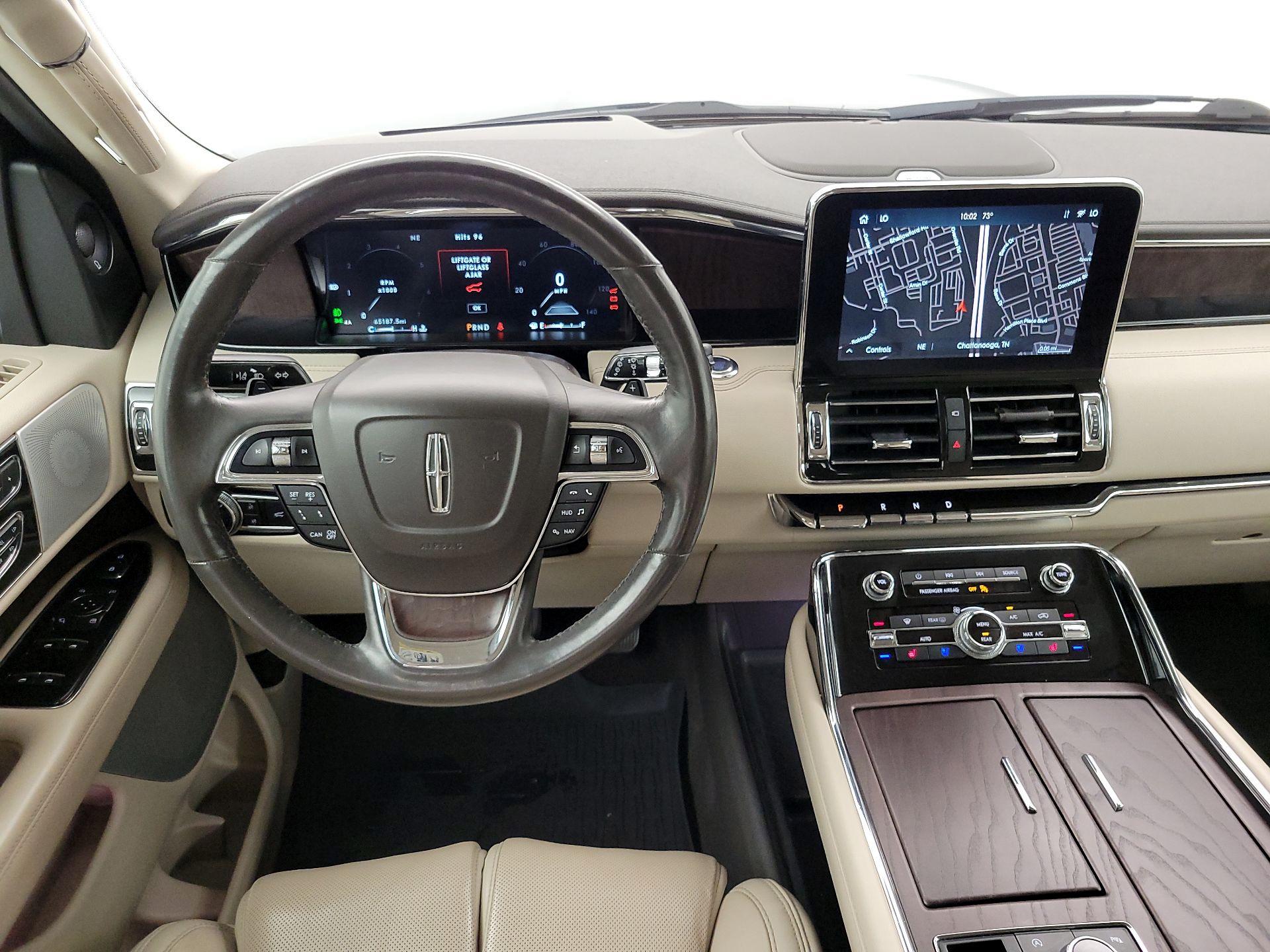 Thumbnail: 2020 Lincoln Navigator - 10
