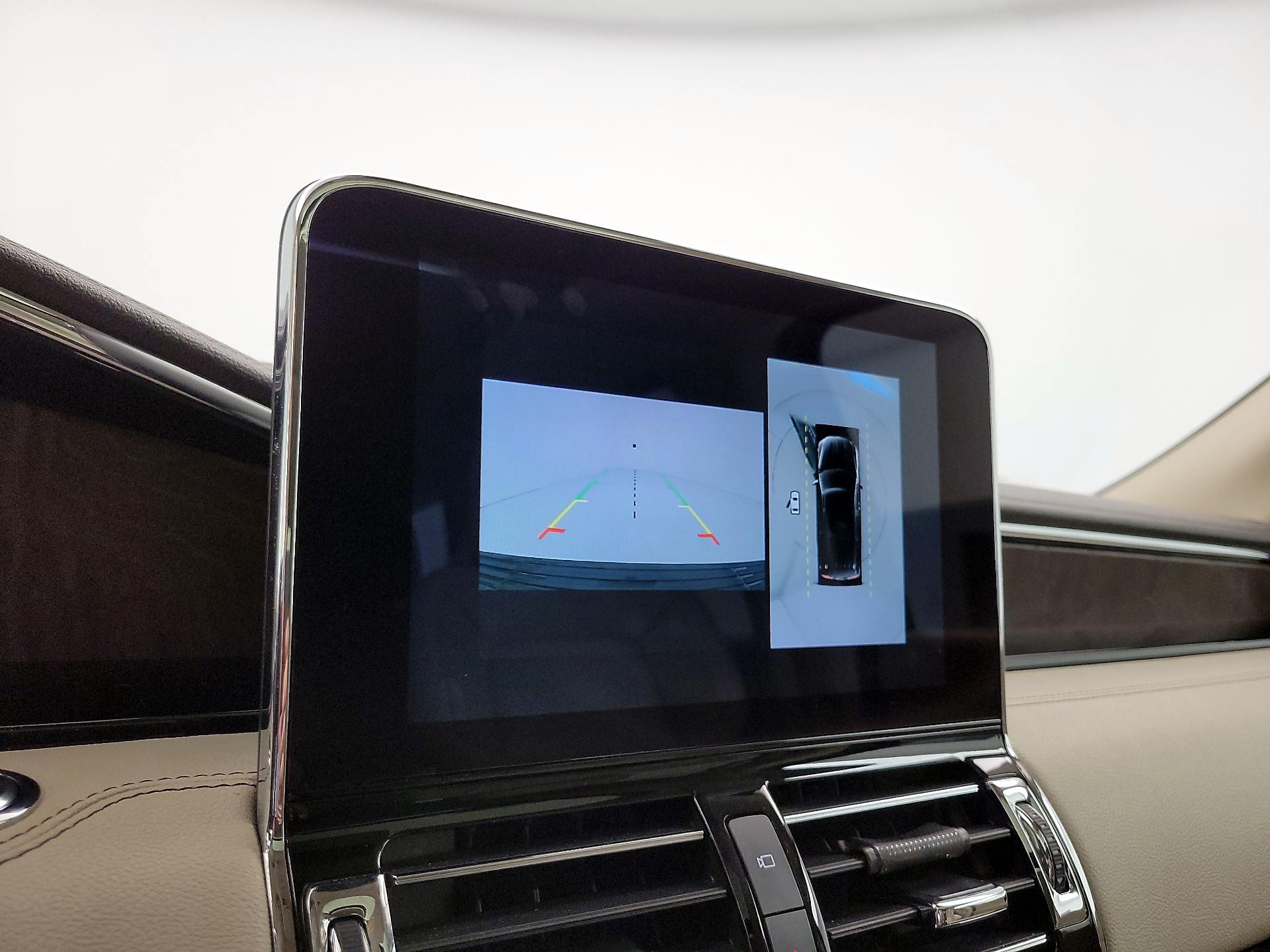 Thumbnail: 2020 Lincoln Navigator - 15