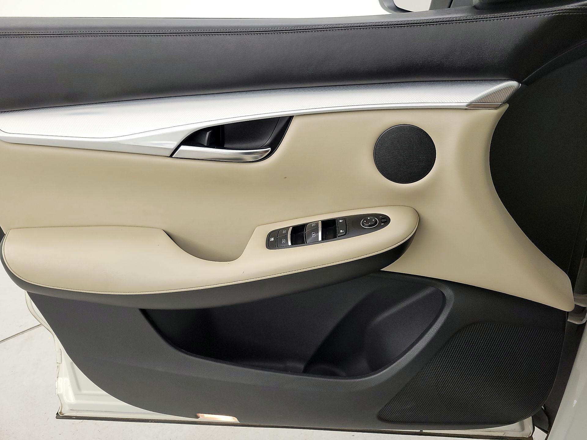 Thumbnail: 2019 INFINITI QX50 - 12