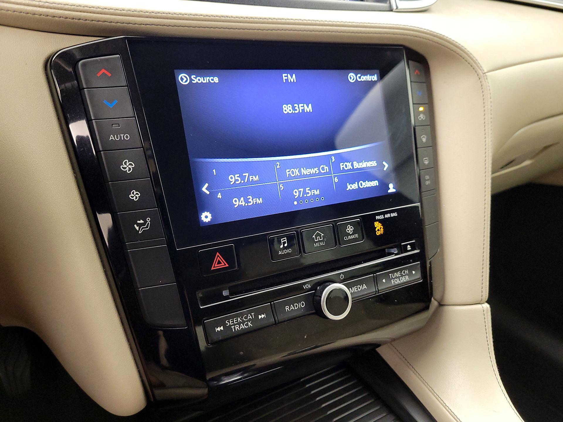 Thumbnail: 2019 INFINITI QX50 - 16