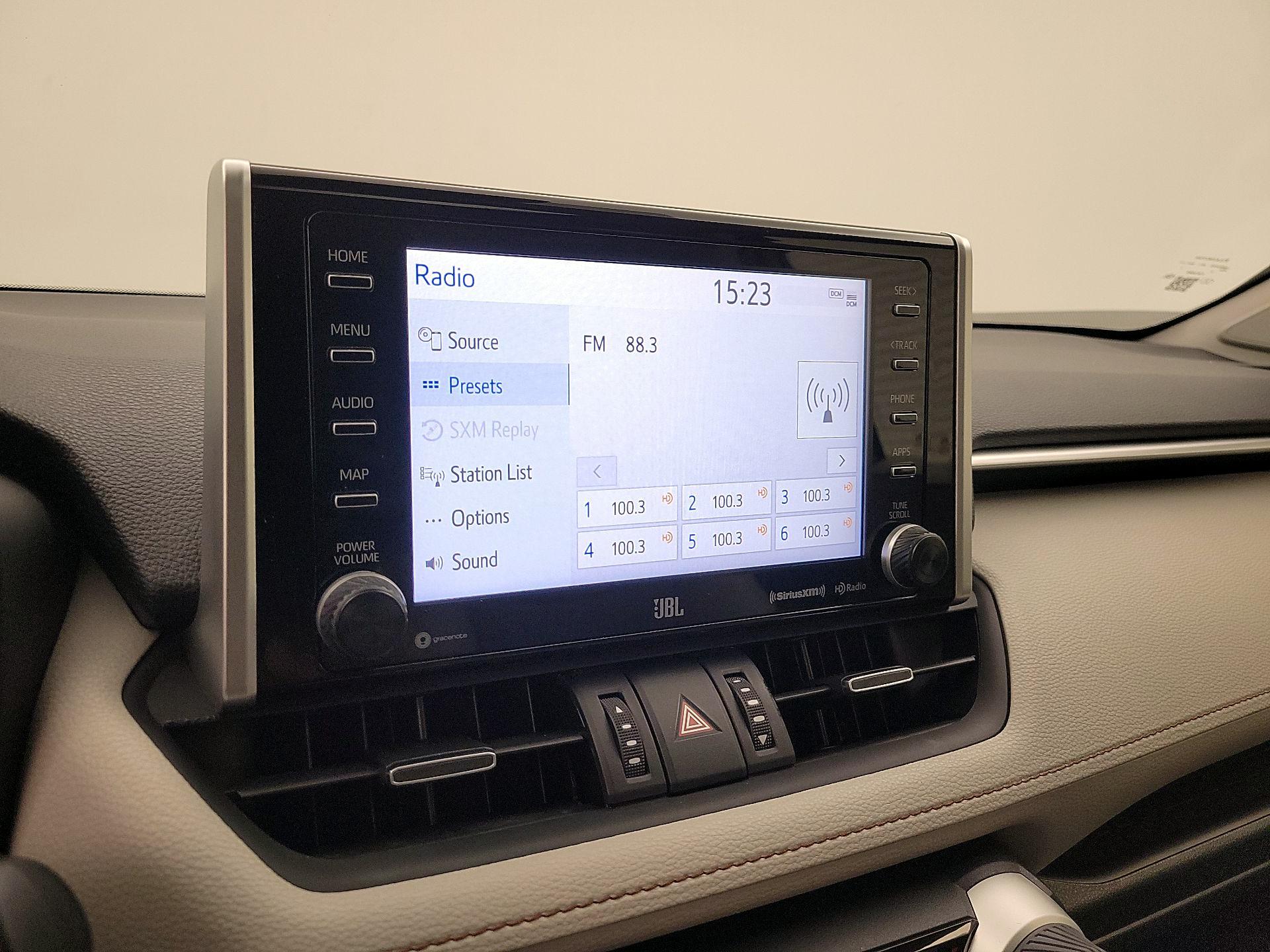 Thumbnail: 2019 Toyota RAV4 - 15
