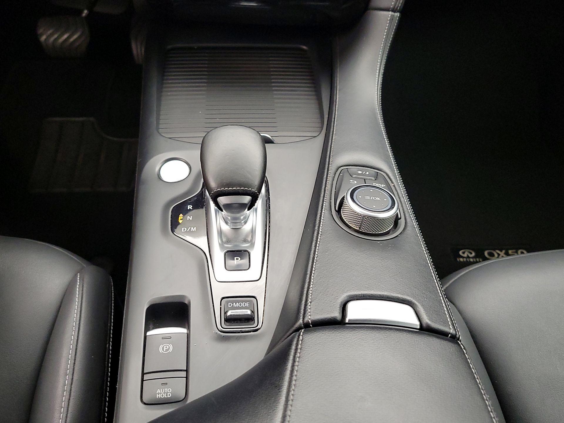 Thumbnail: 2019 INFINITI QX50 - 17