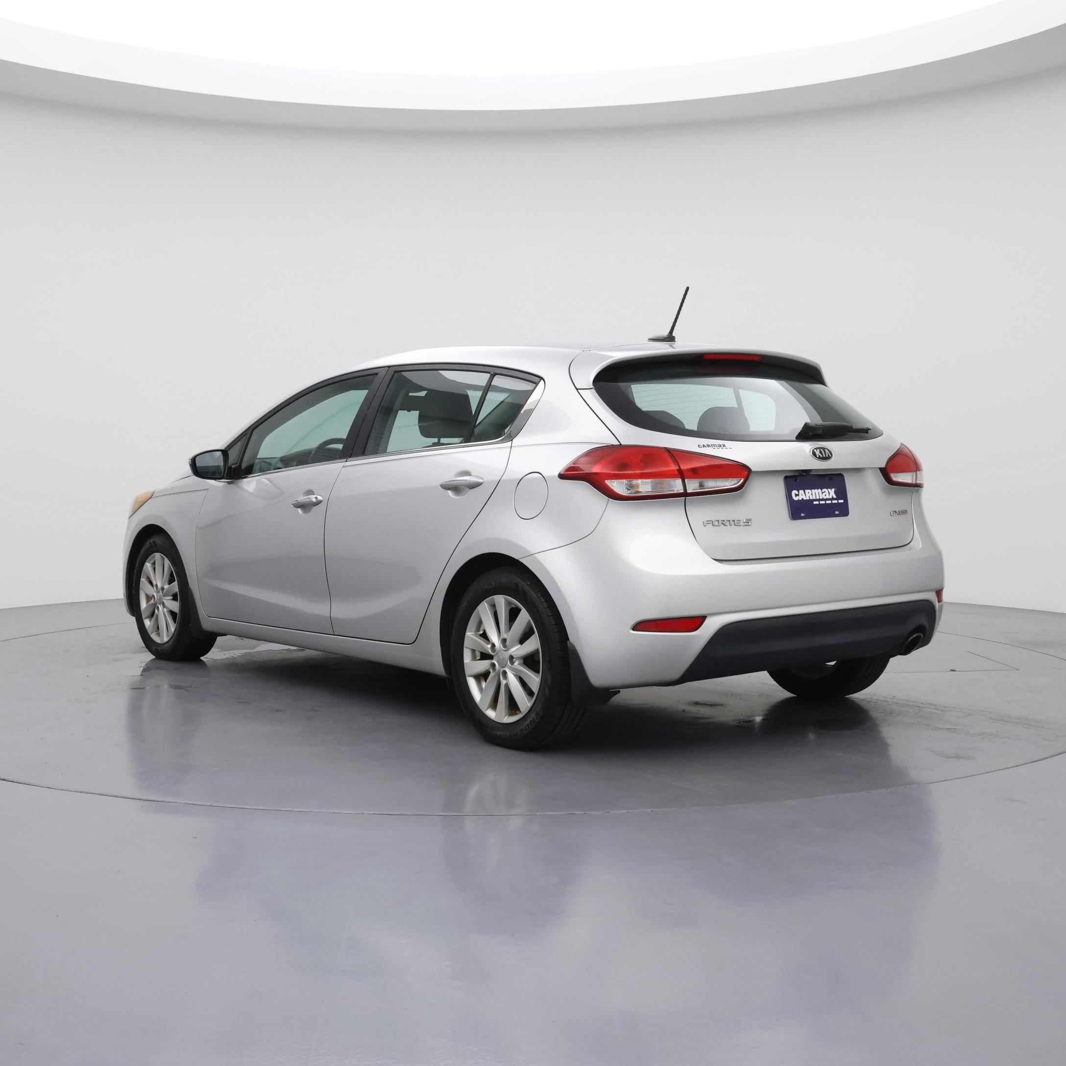 Thumbnail: 2015 Kia Forte - 2