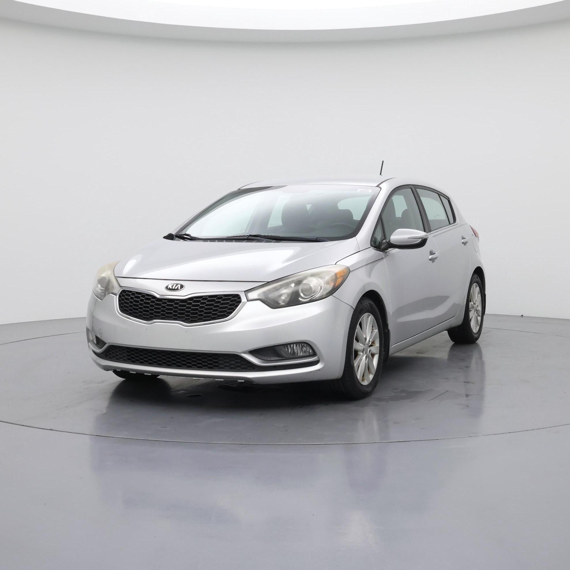 Thumbnail: 2015 Kia Forte - 4