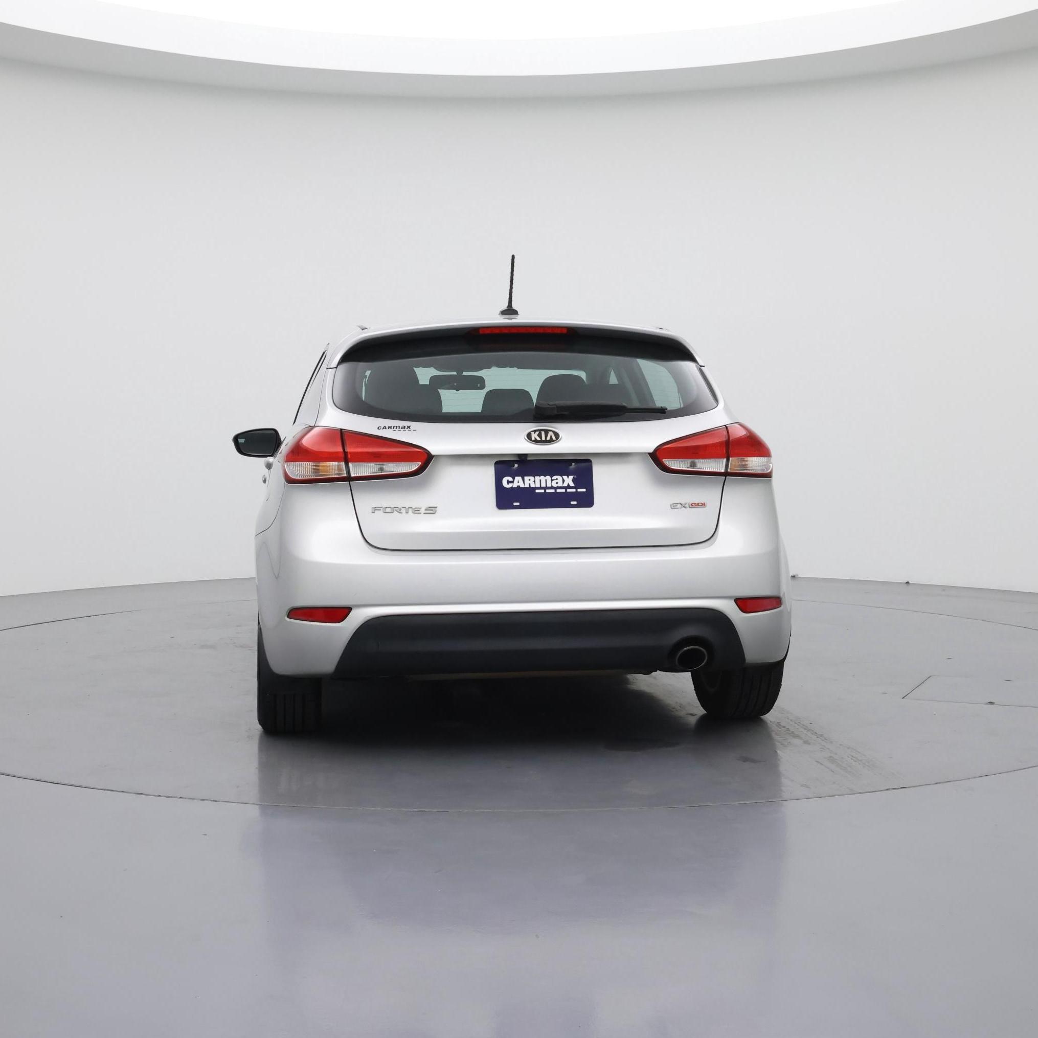 Thumbnail: 2015 Kia Forte - 6