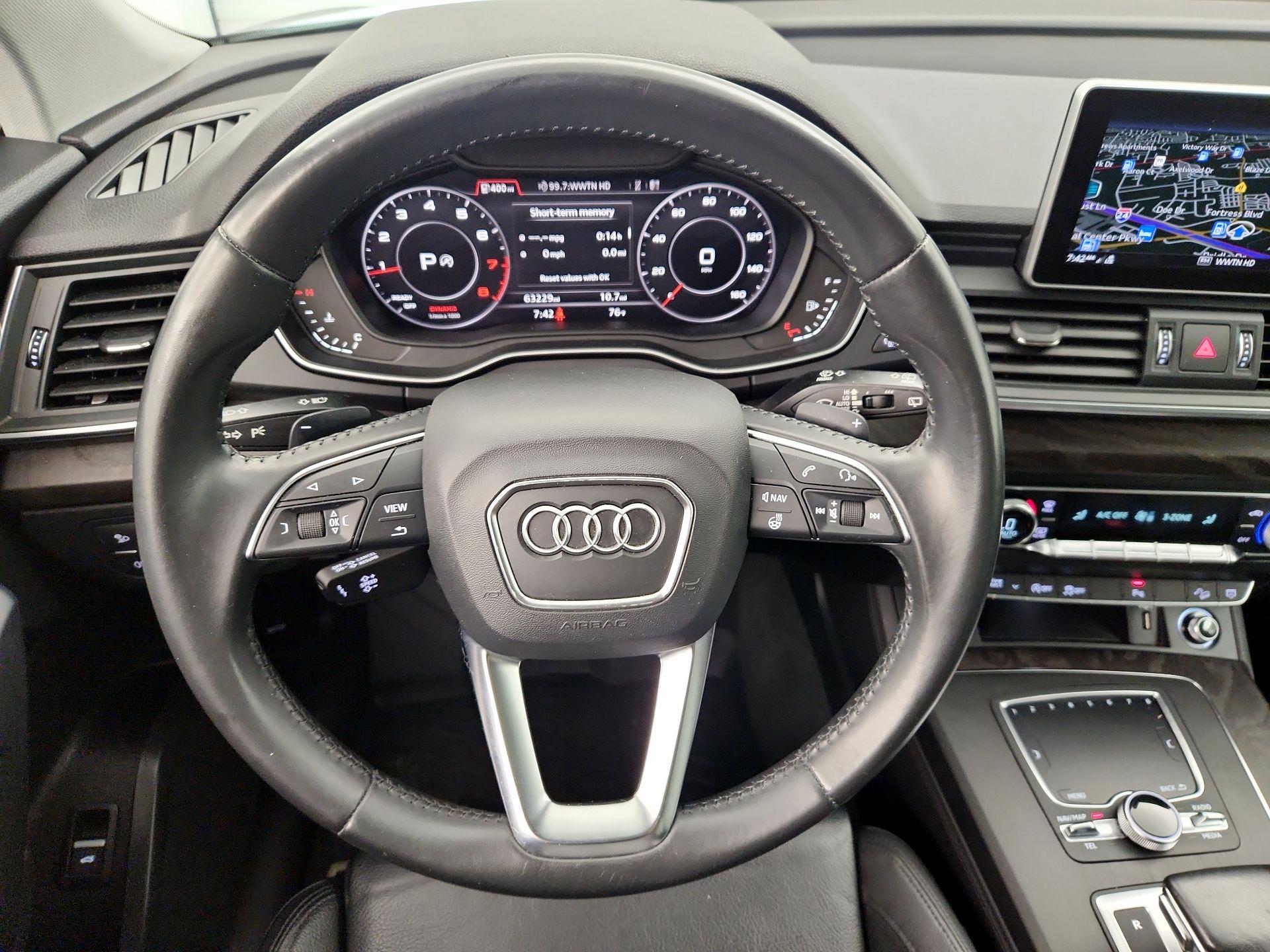 Thumbnail: 2019 Audi Q5 - 10
