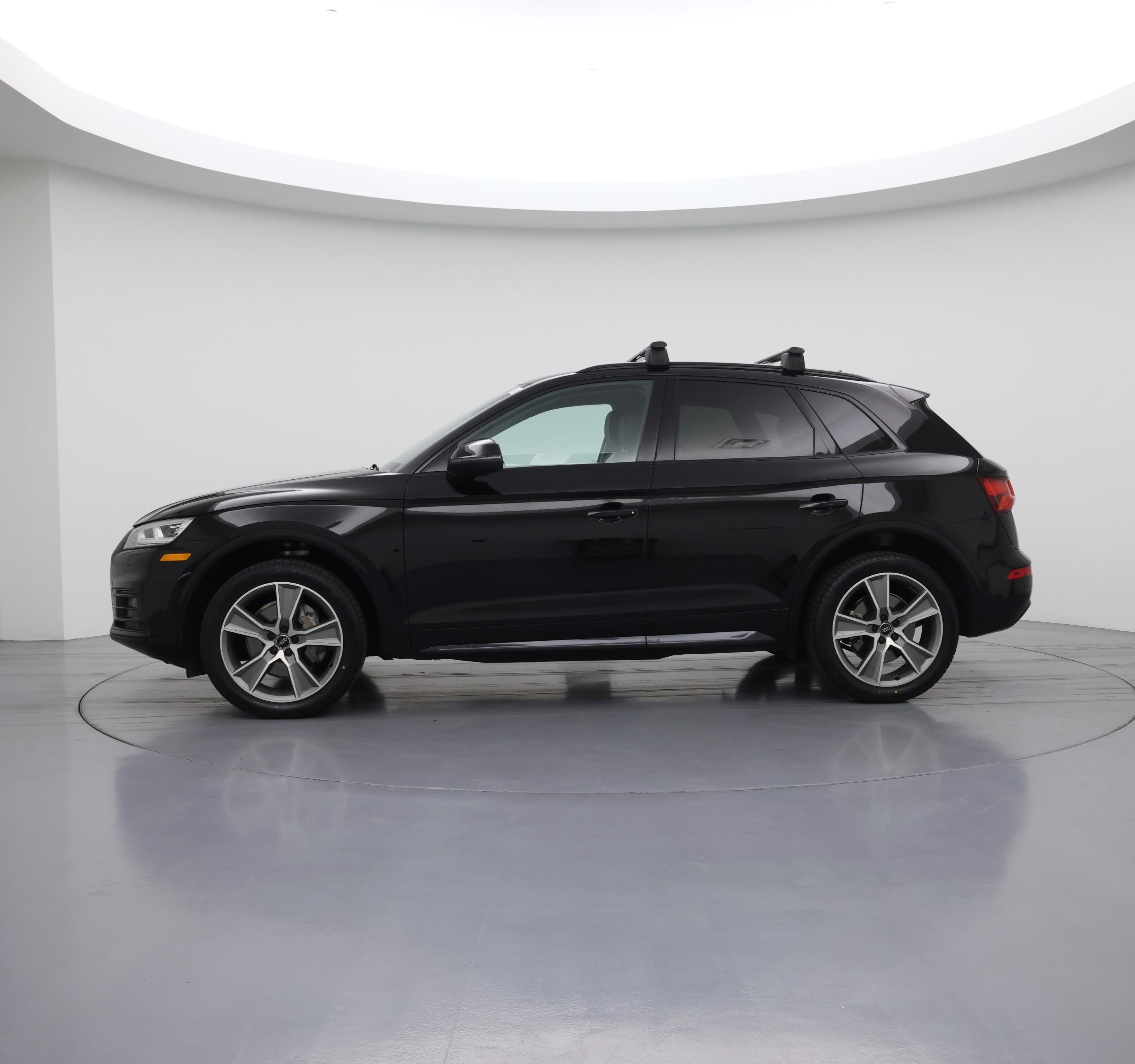 Thumbnail: 2019 Audi Q5 - 3
