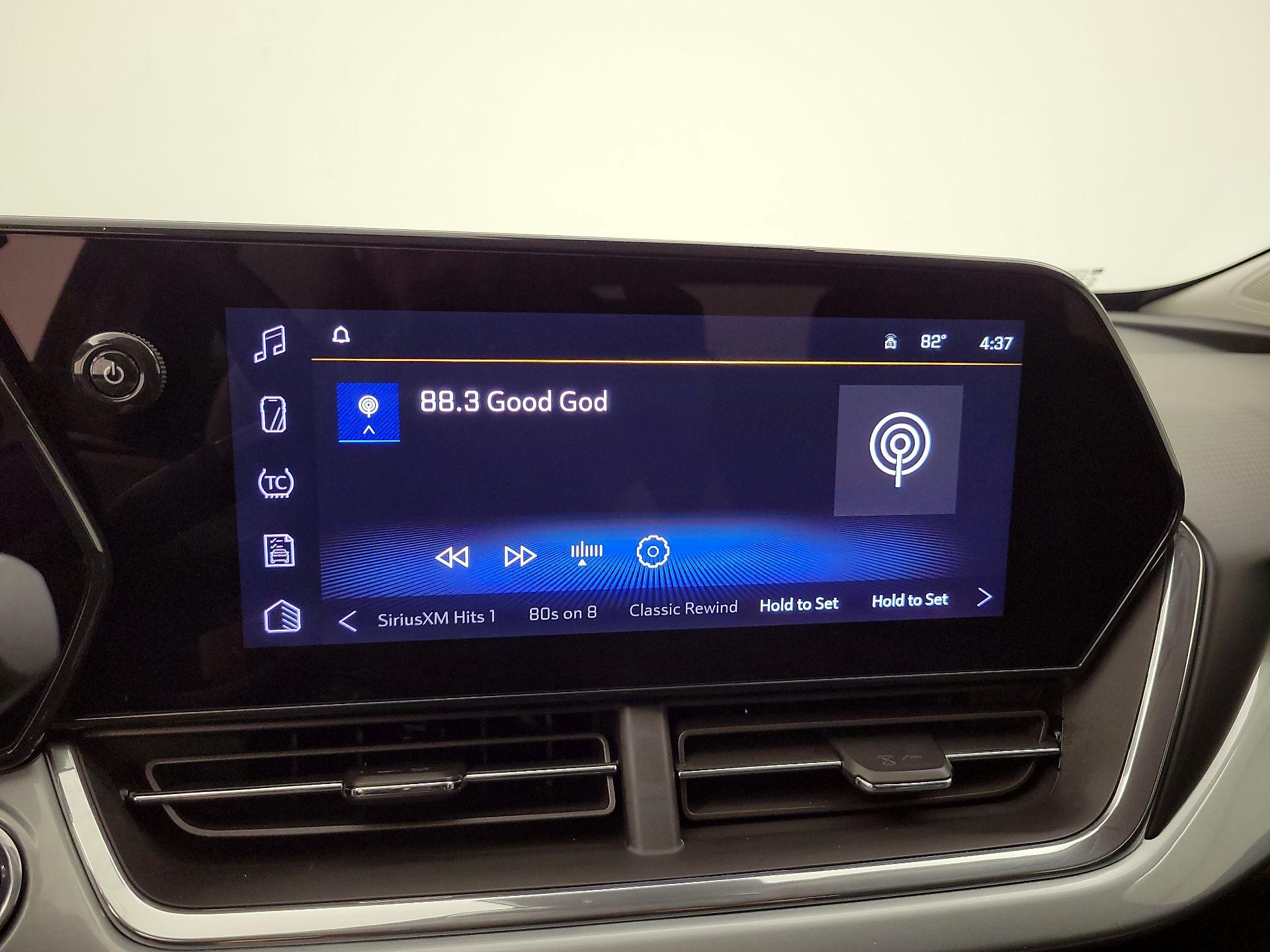 Thumbnail: 2024 Chevrolet Trax - 15