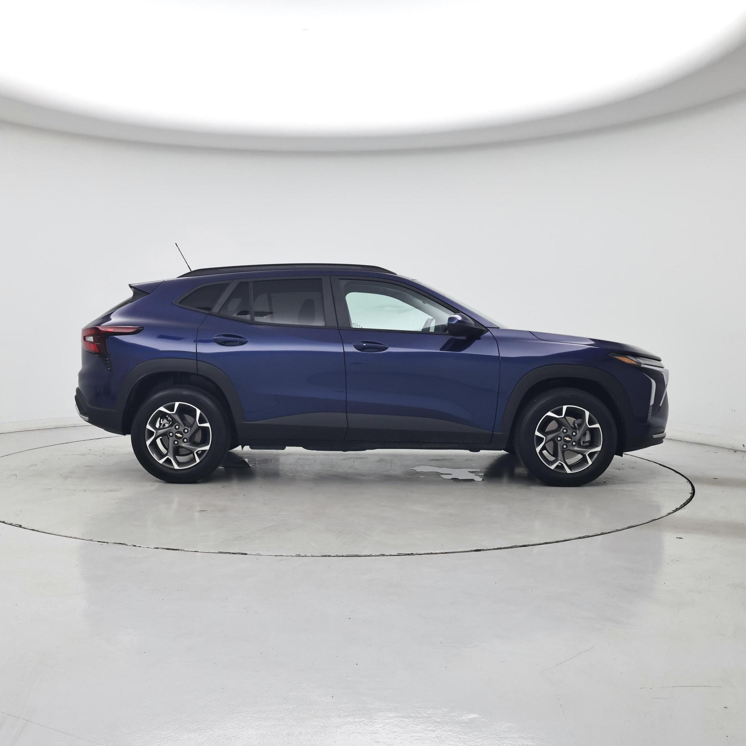 Thumbnail: 2024 Chevrolet Trax - 7