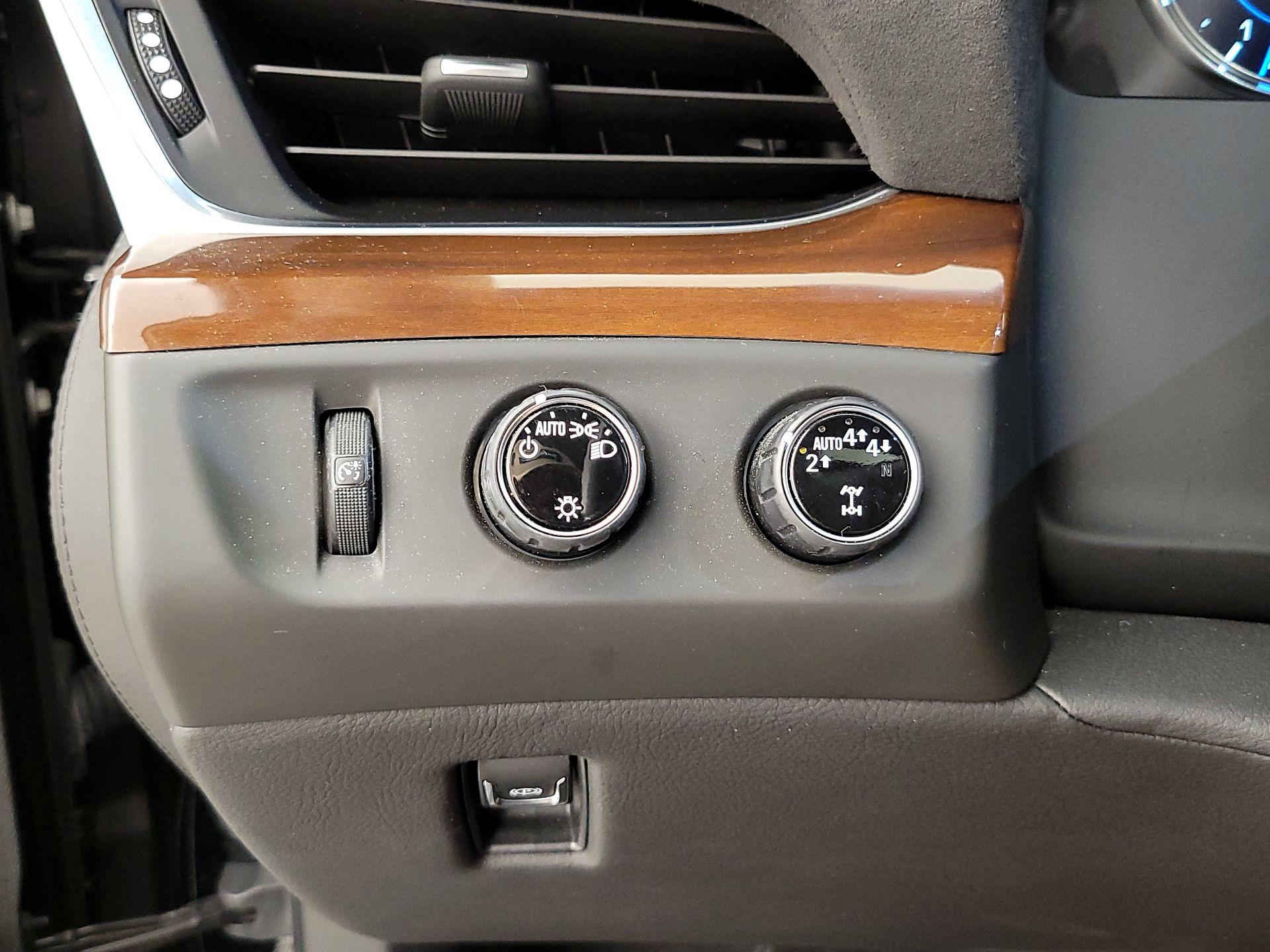 Thumbnail: 2020 Cadillac Escalade - 13