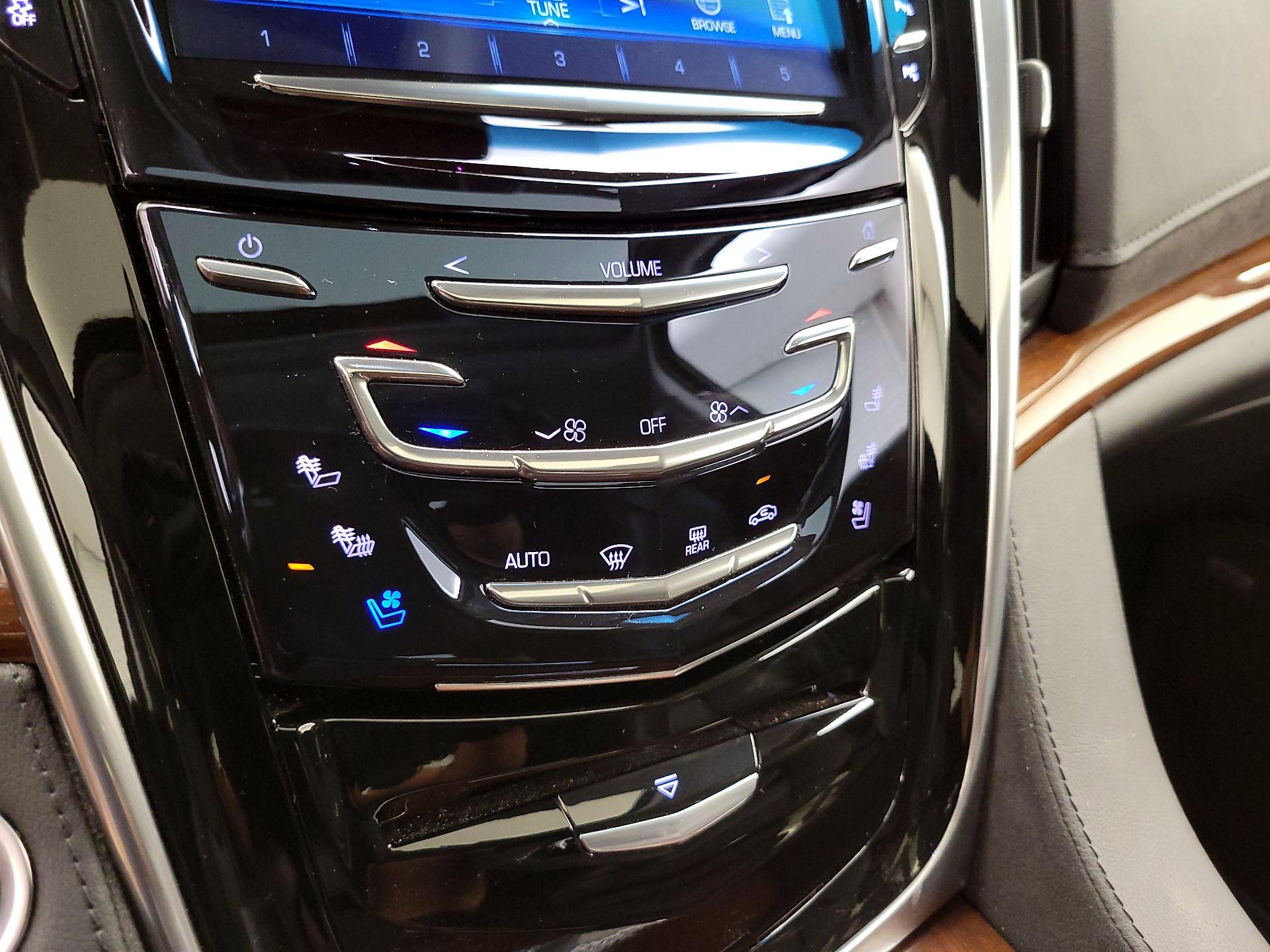 Thumbnail: 2020 Cadillac Escalade - 17