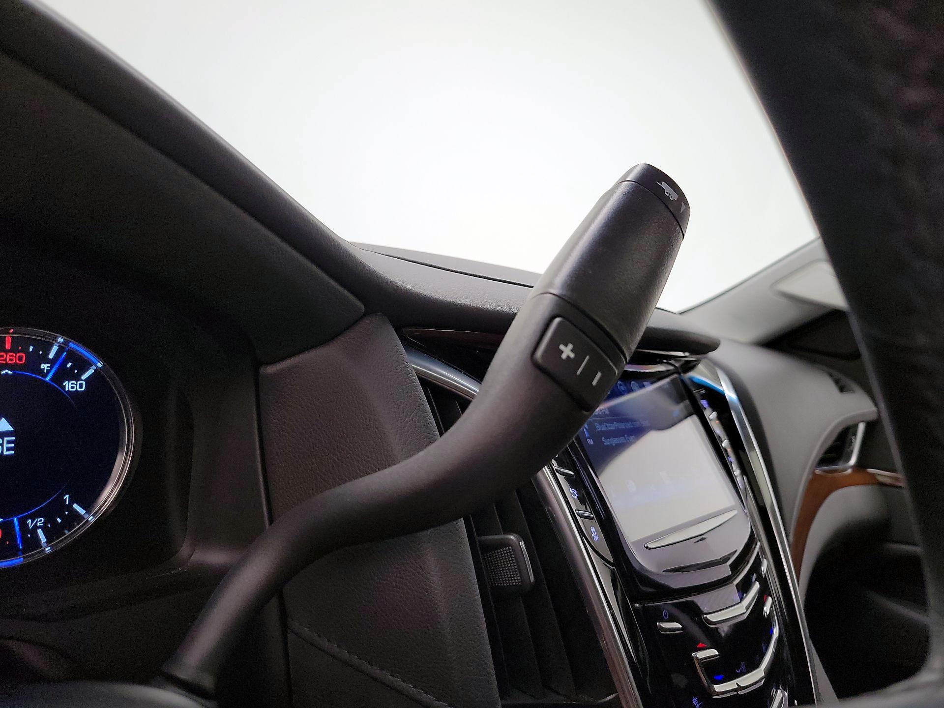 Thumbnail: 2020 Cadillac Escalade - 18
