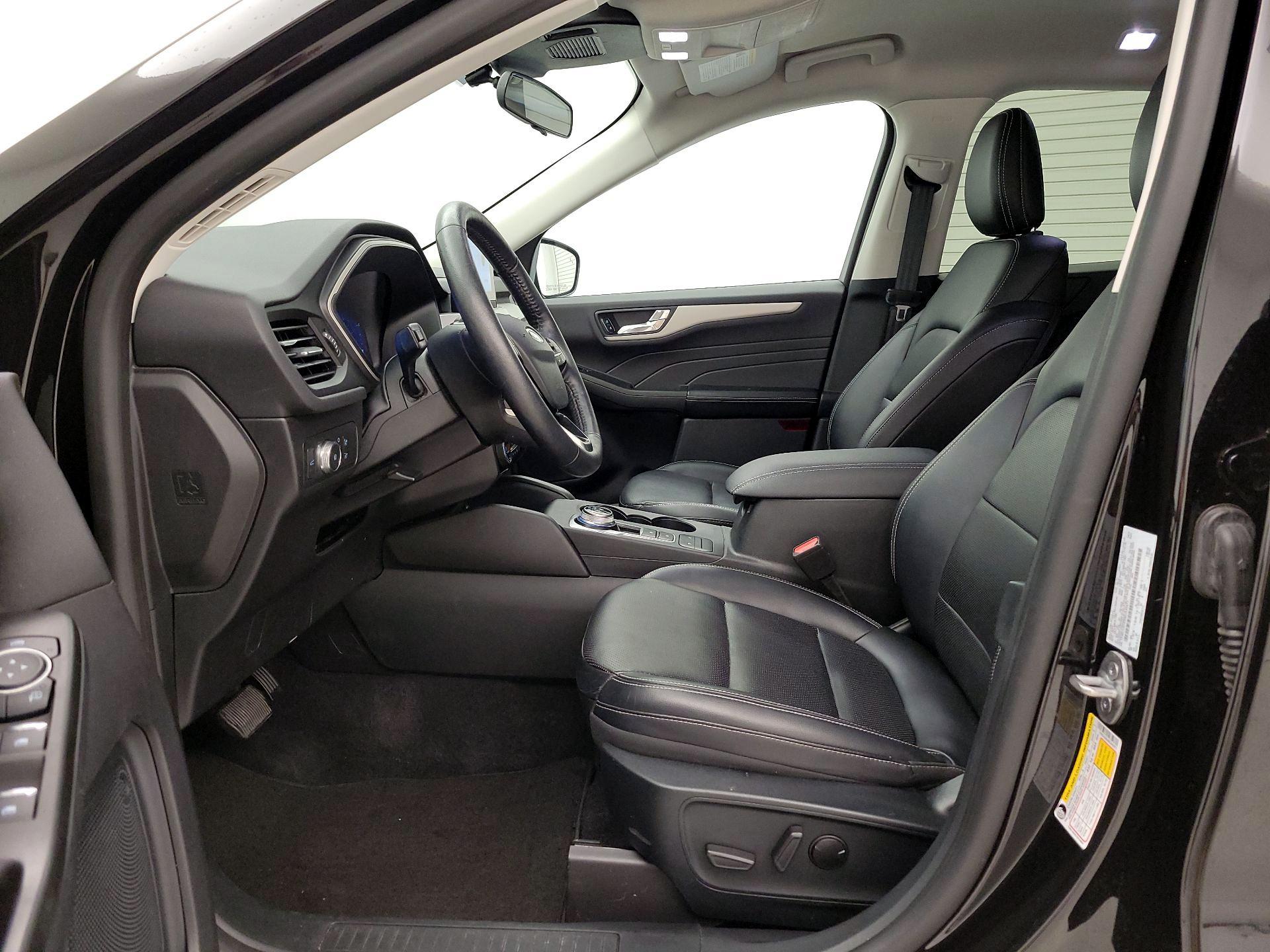 Thumbnail: 2021 Ford Escape - 11