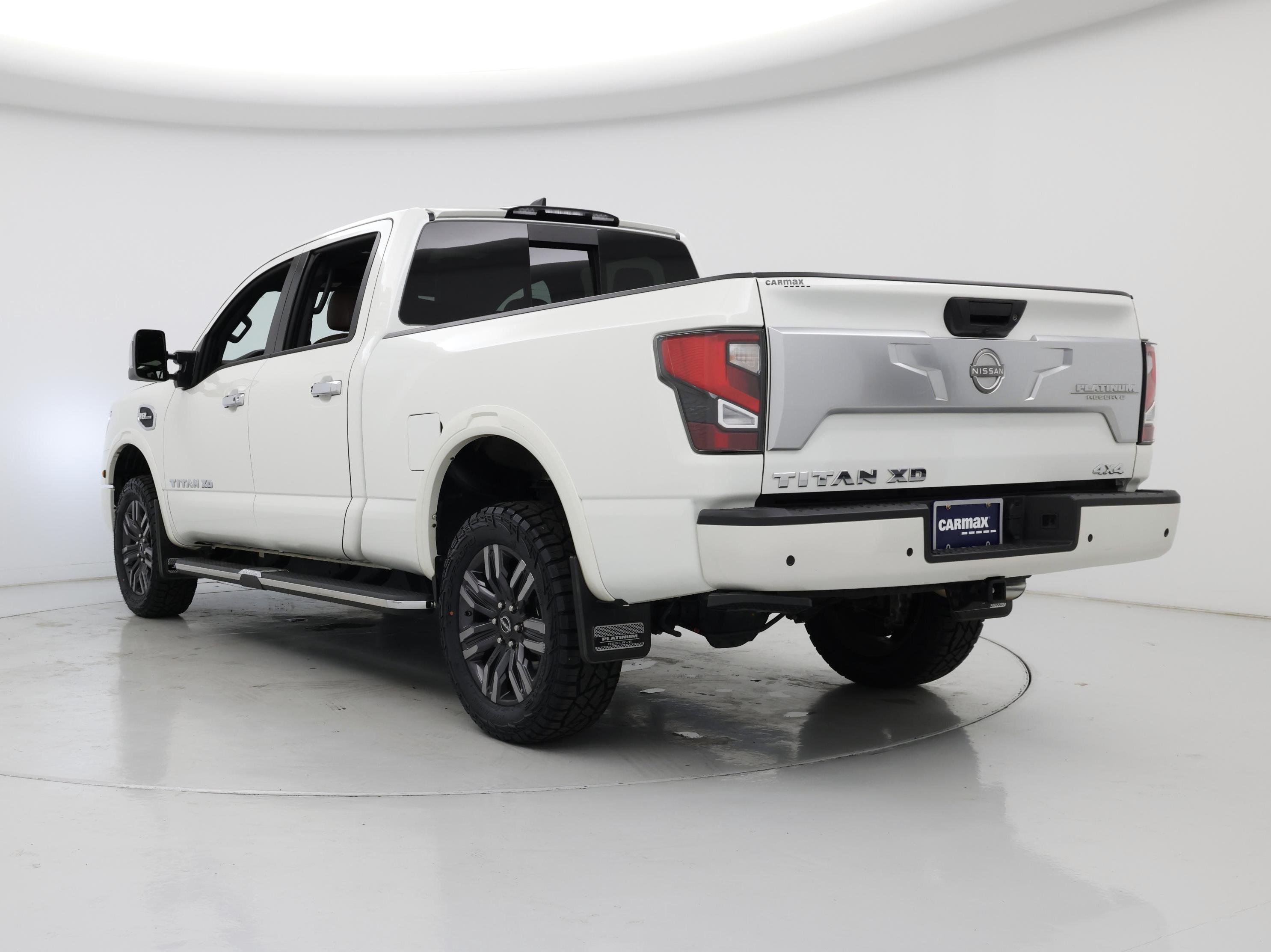 Thumbnail: 2023 Nissan Titan - 2
