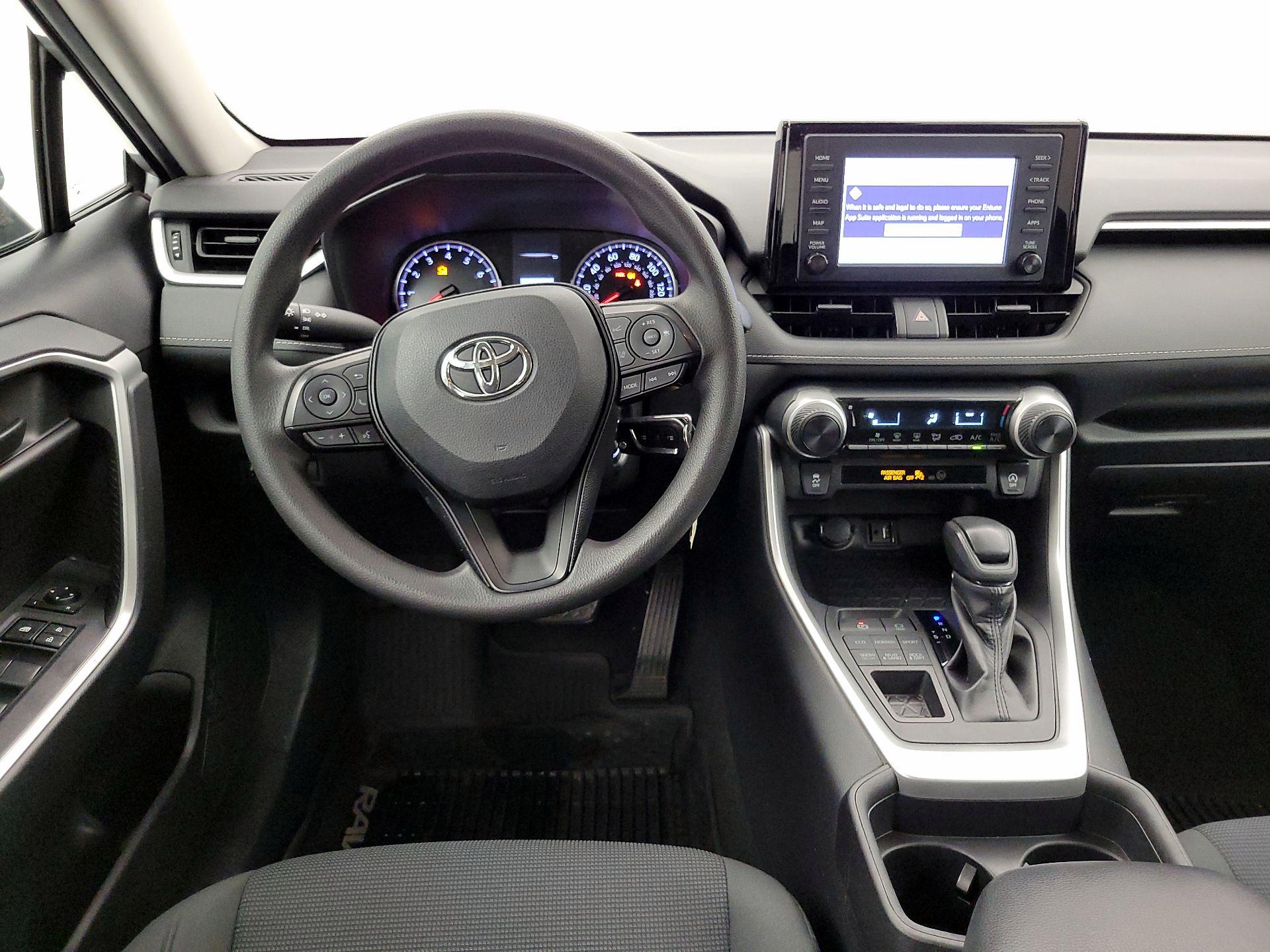 Thumbnail: 2019 Toyota RAV4 - 10