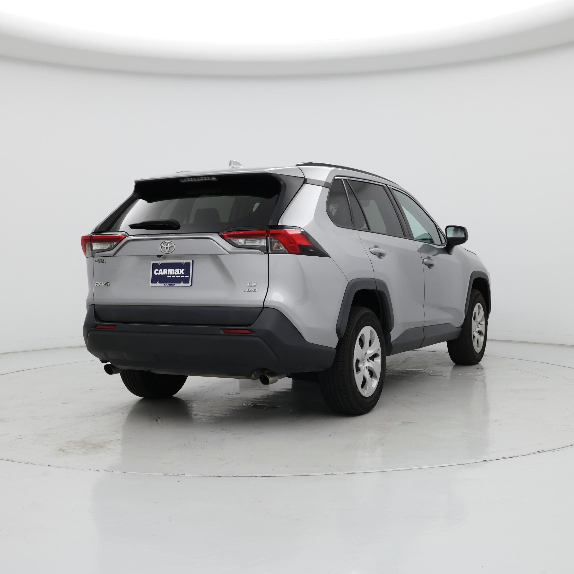 Thumbnail: 2019 Toyota RAV4 - 8