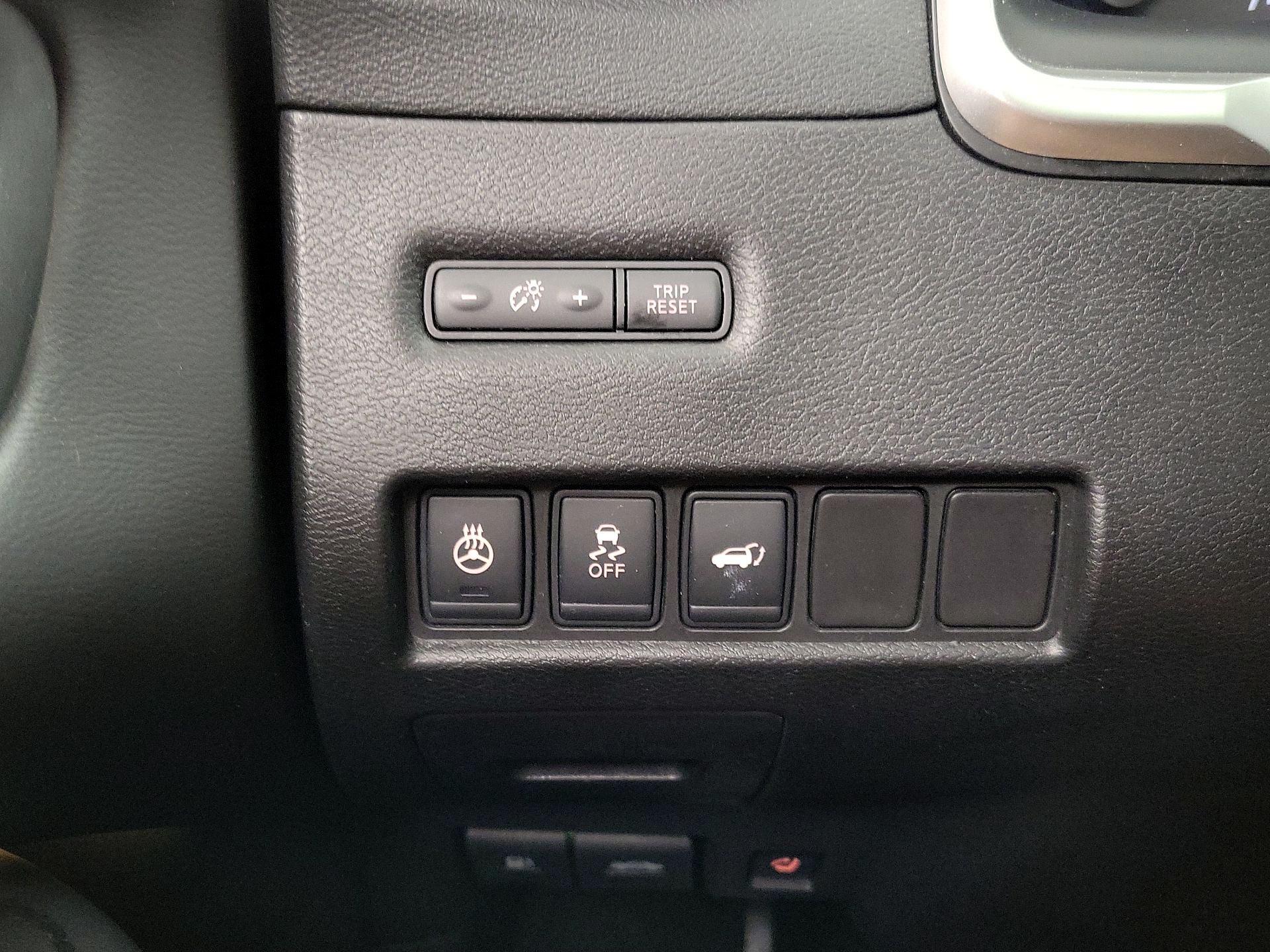 Thumbnail: 2016 Nissan Murano - 13