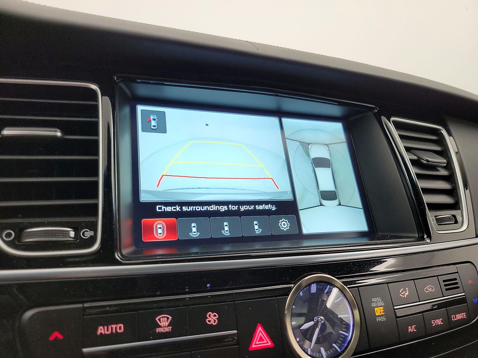 Thumbnail: 2016 Kia K900 - 15