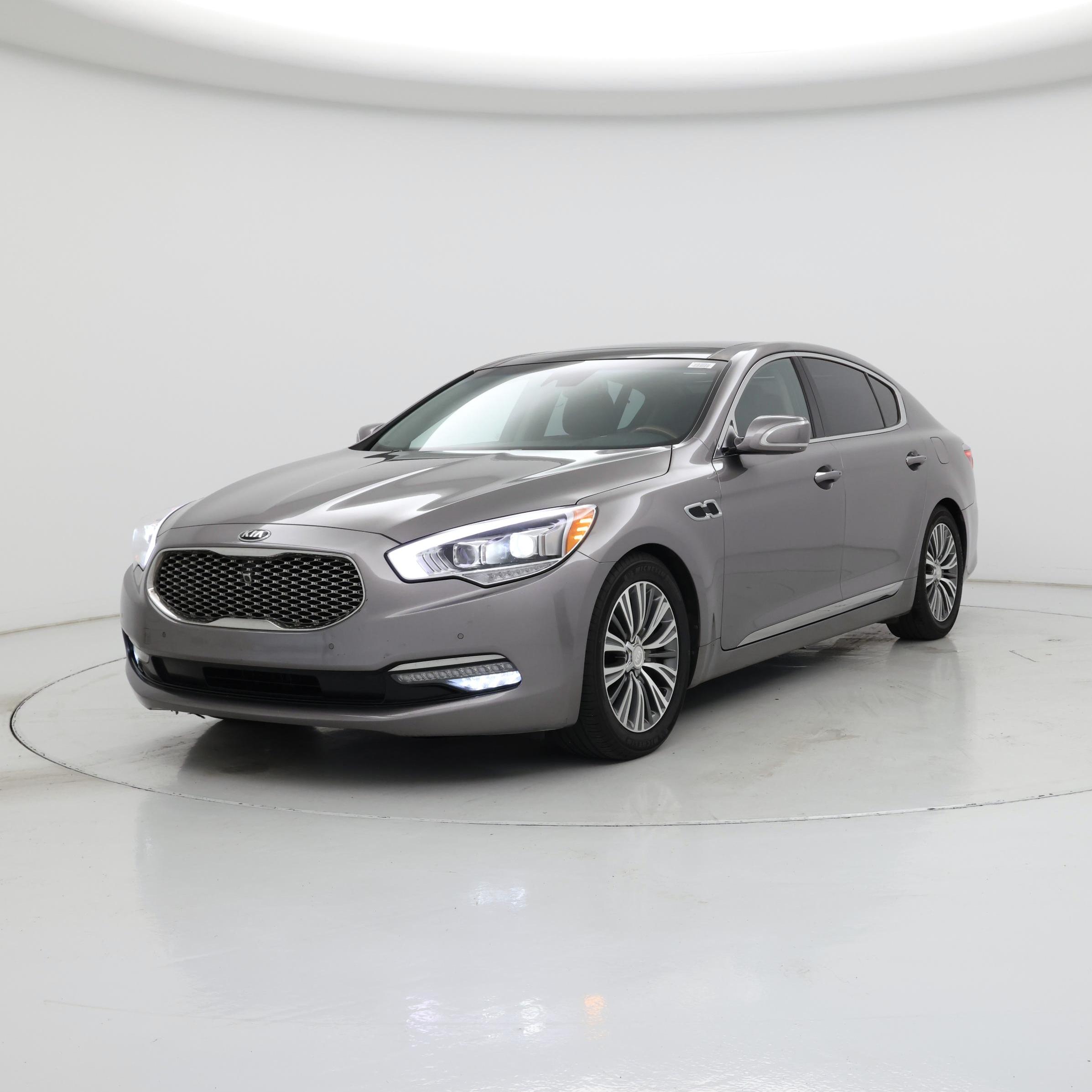 Thumbnail: 2016 Kia K900 - 4