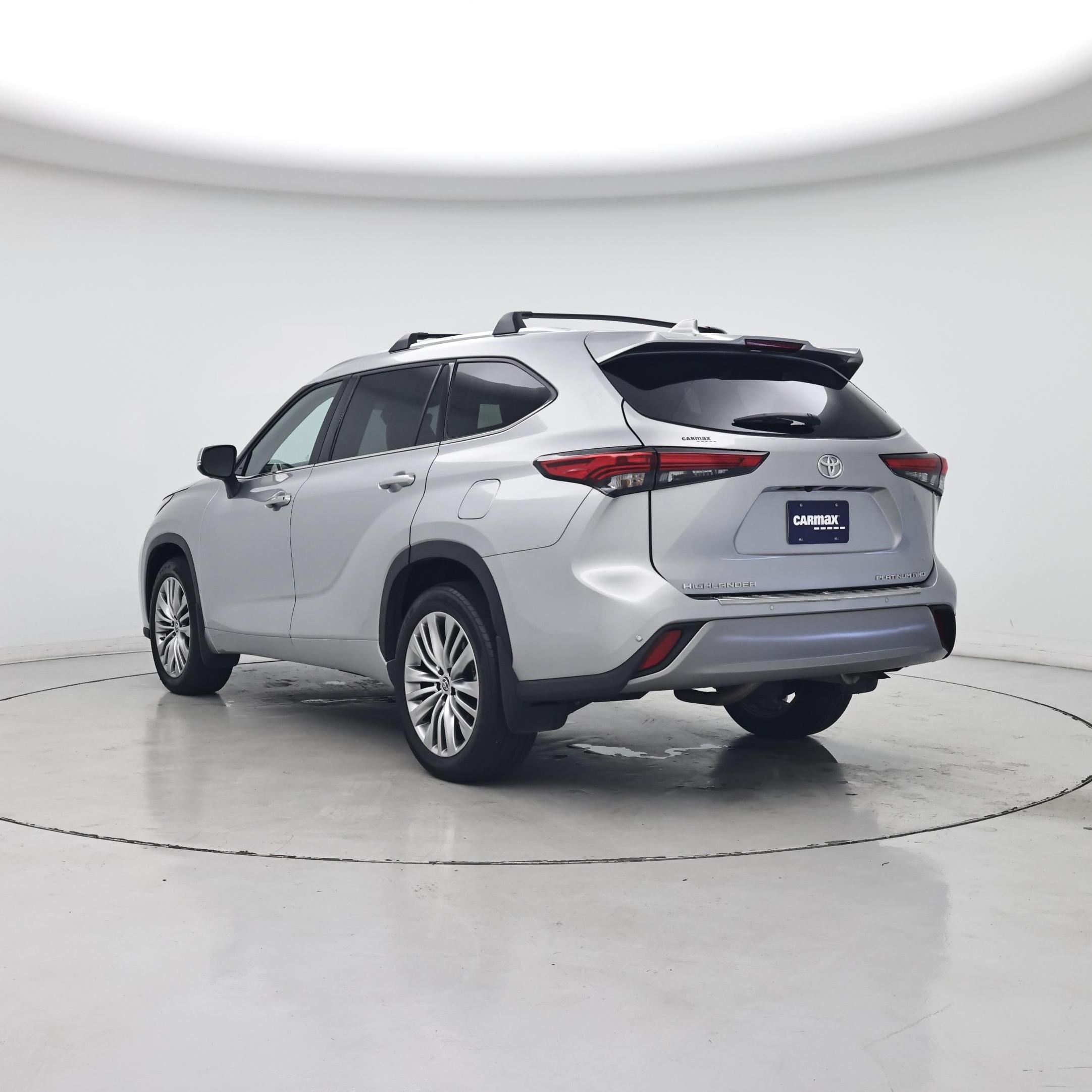 Thumbnail: 2022 Toyota Highlander - 2