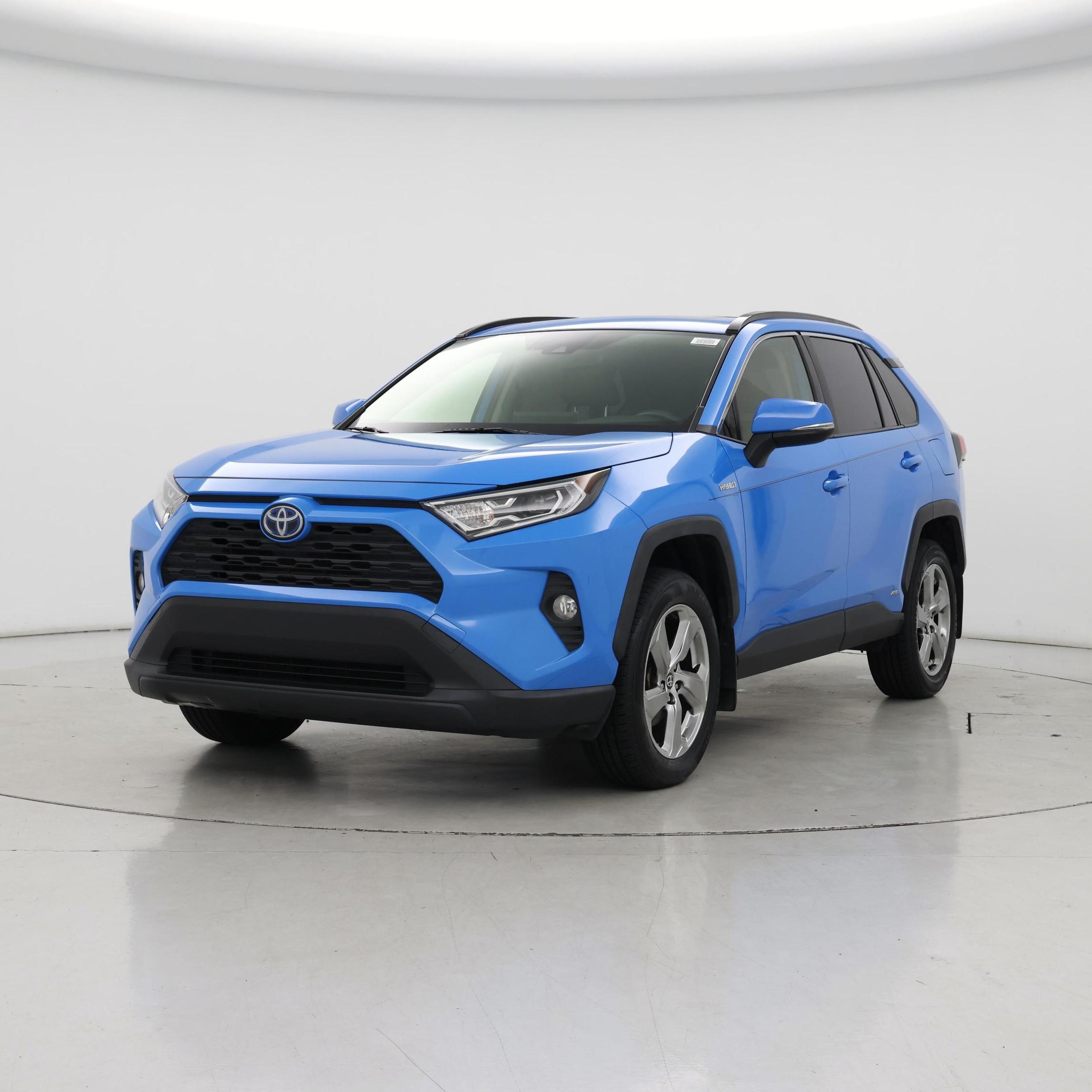 Thumbnail: 2021 Toyota RAV4 - 4