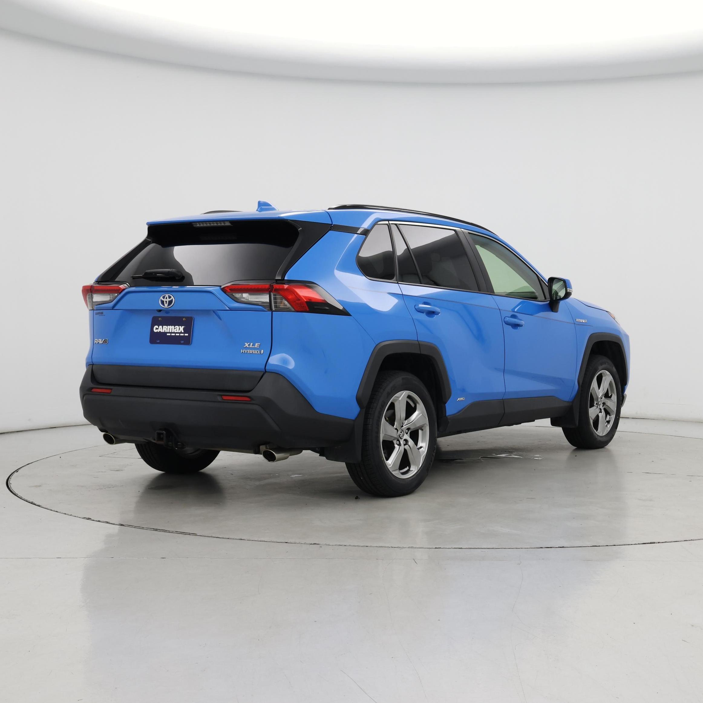 Thumbnail: 2021 Toyota RAV4 - 8