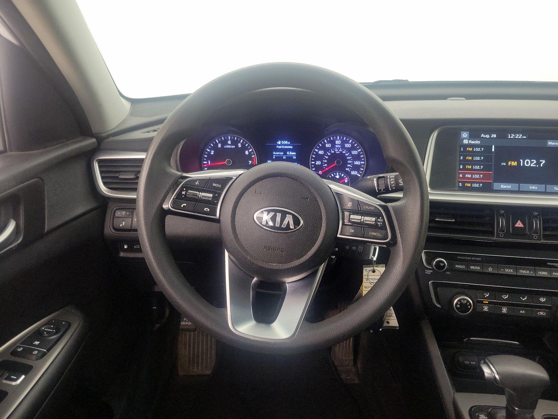Thumbnail: 2019 Kia Optima - 10