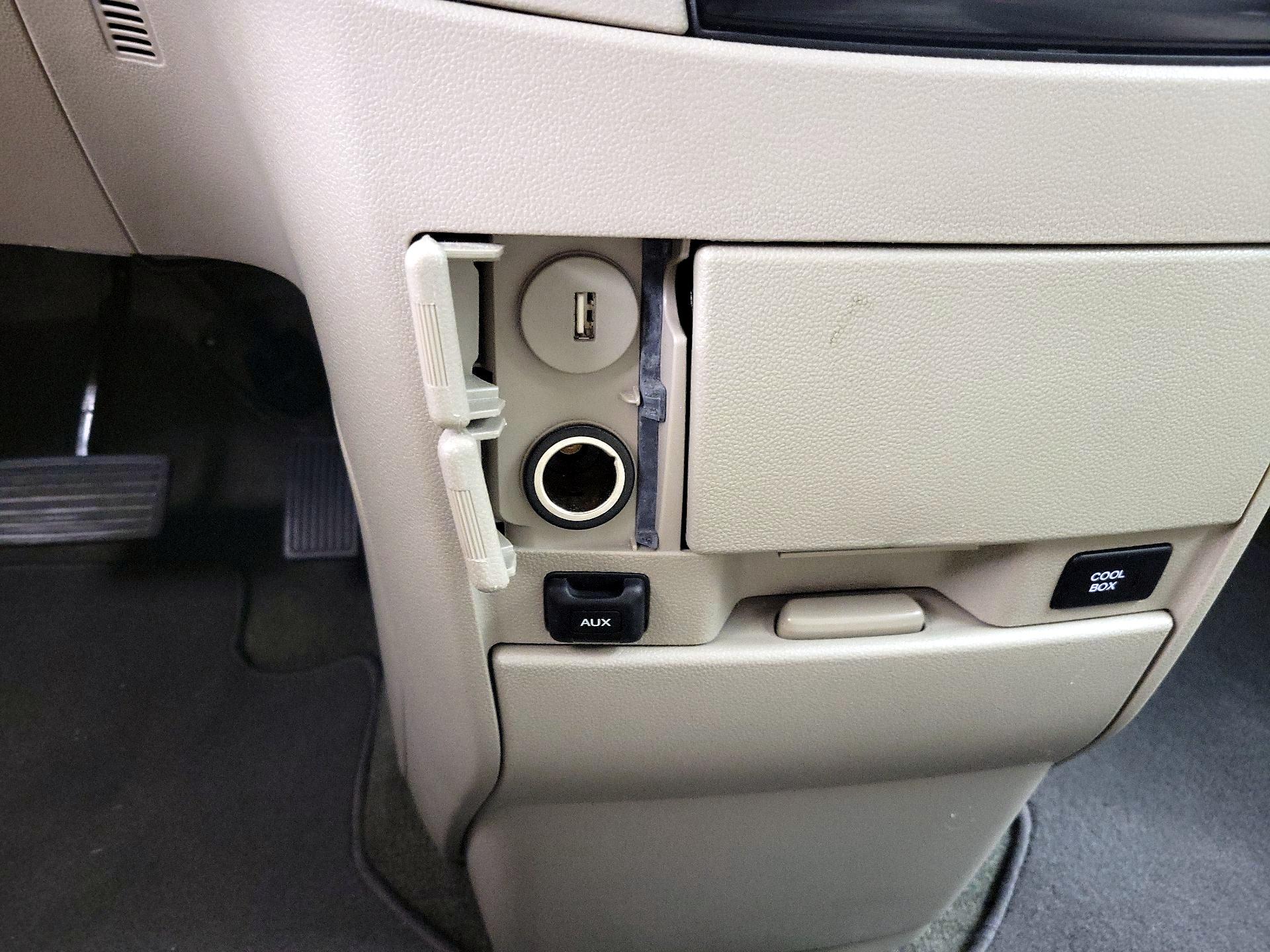 Thumbnail: 2015 Honda Odyssey - 18