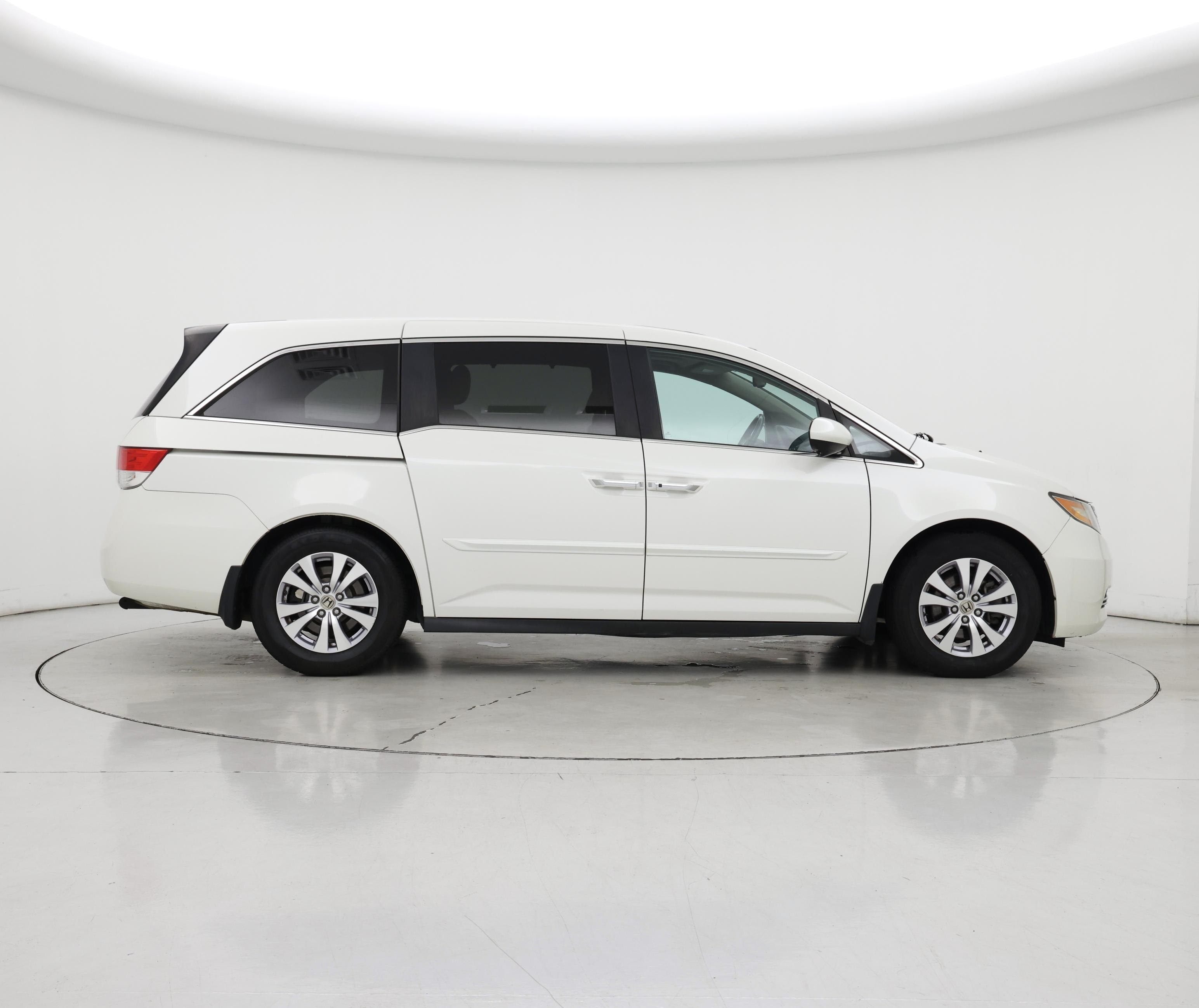 Thumbnail: 2015 Honda Odyssey - 7