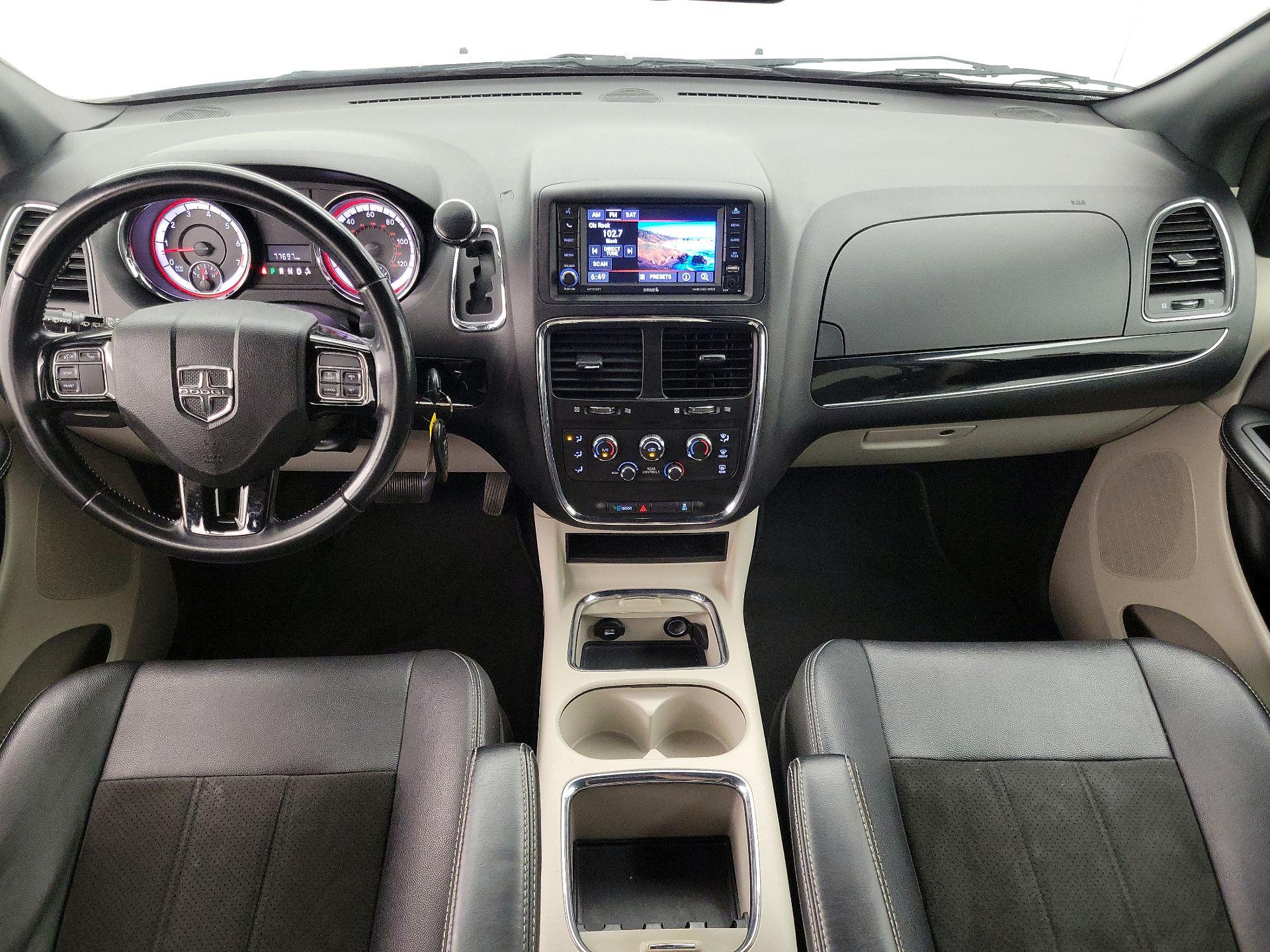 Thumbnail: 2020 Dodge Grand Caravan - 9