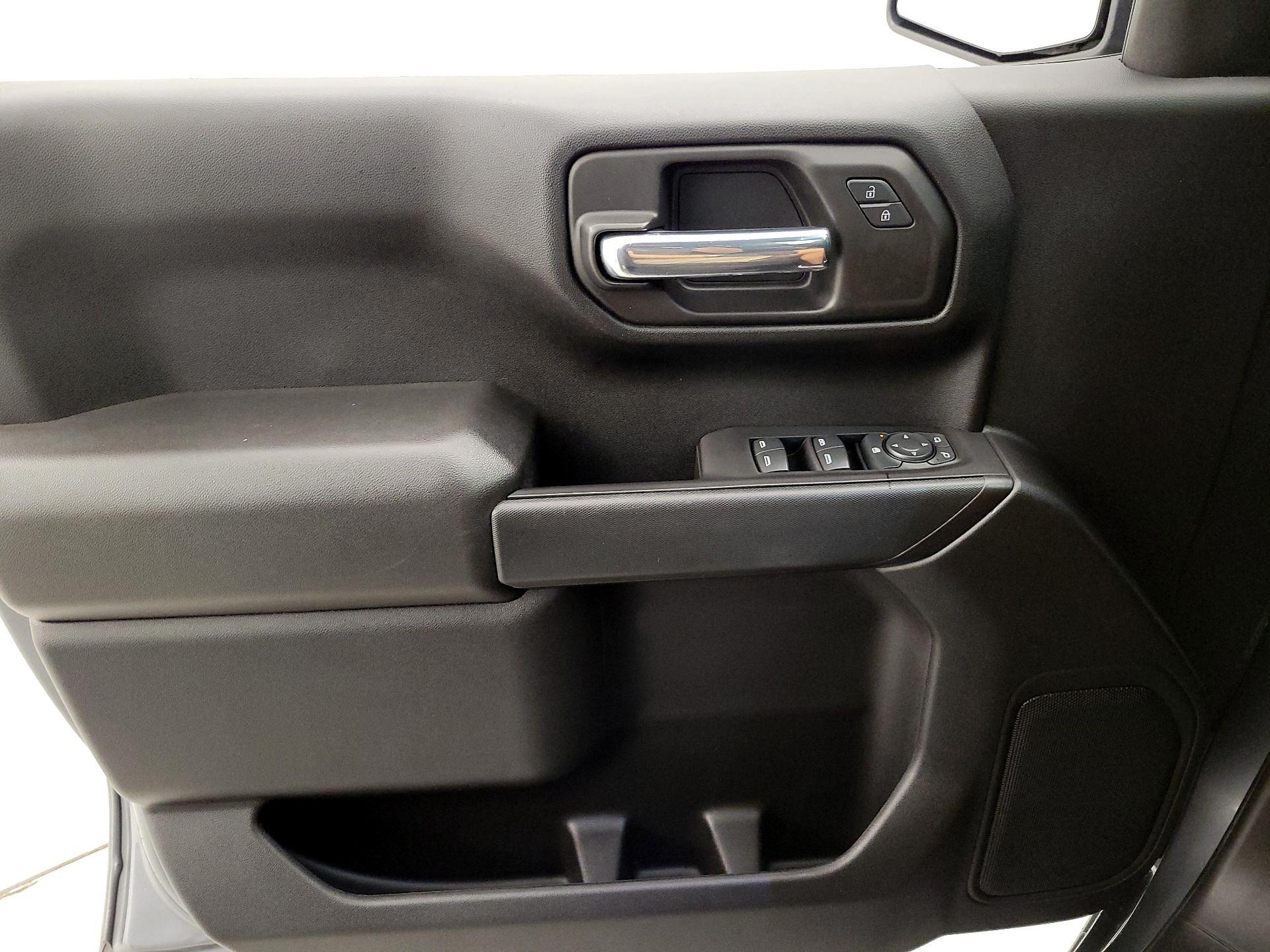 Thumbnail: 2021 Chevrolet Silverado 1500 - 12