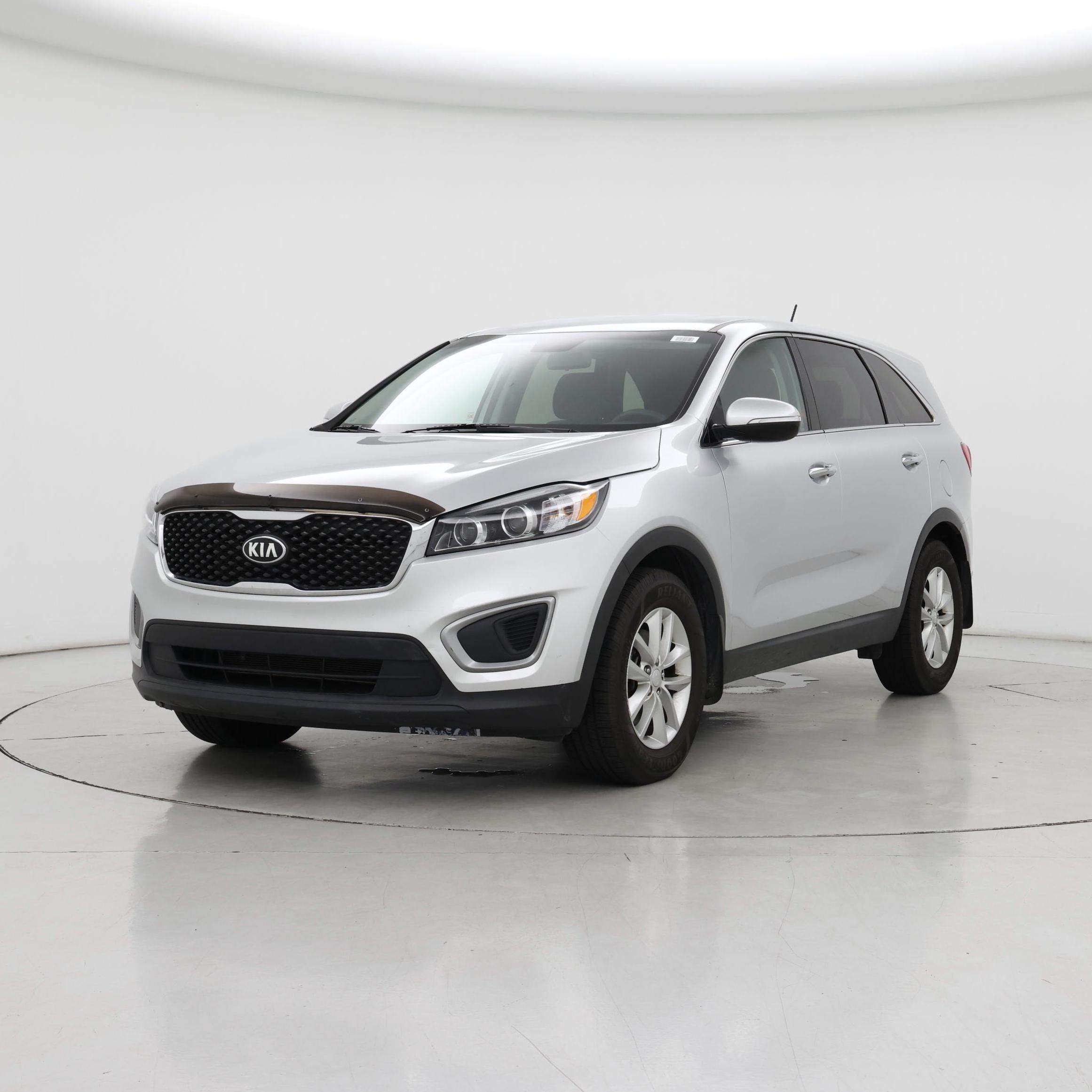 Thumbnail: 2016 Kia Sorento - 4