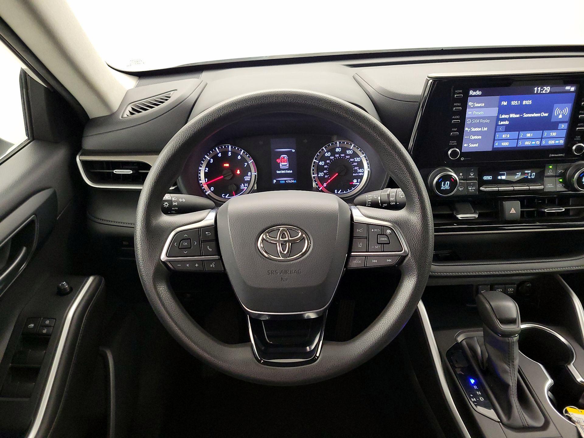 Thumbnail: 2020 Toyota Highlander - 10